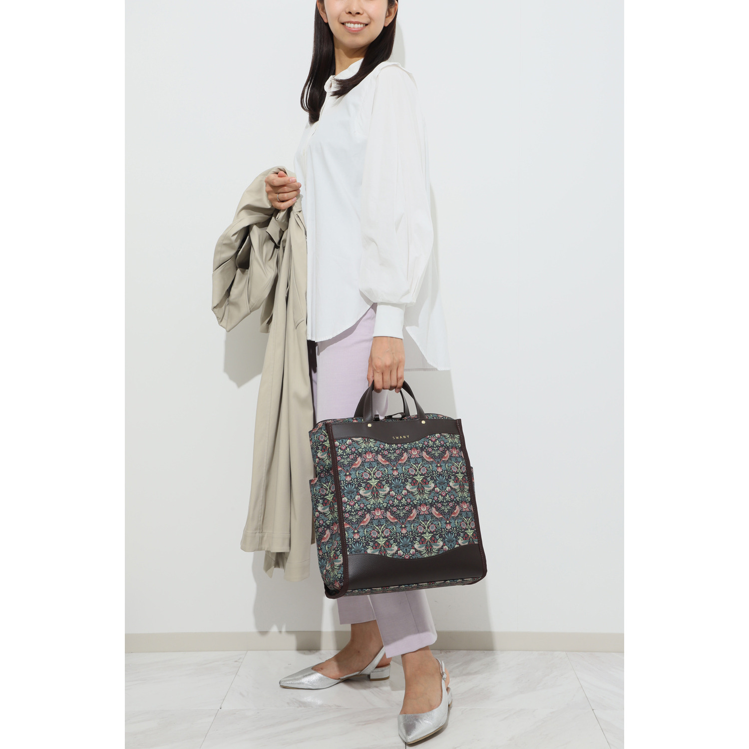 スワニー モリスバイスワニー トートキャリー ４輪ストッパー付 ＜コンパクトＭサイズ＞