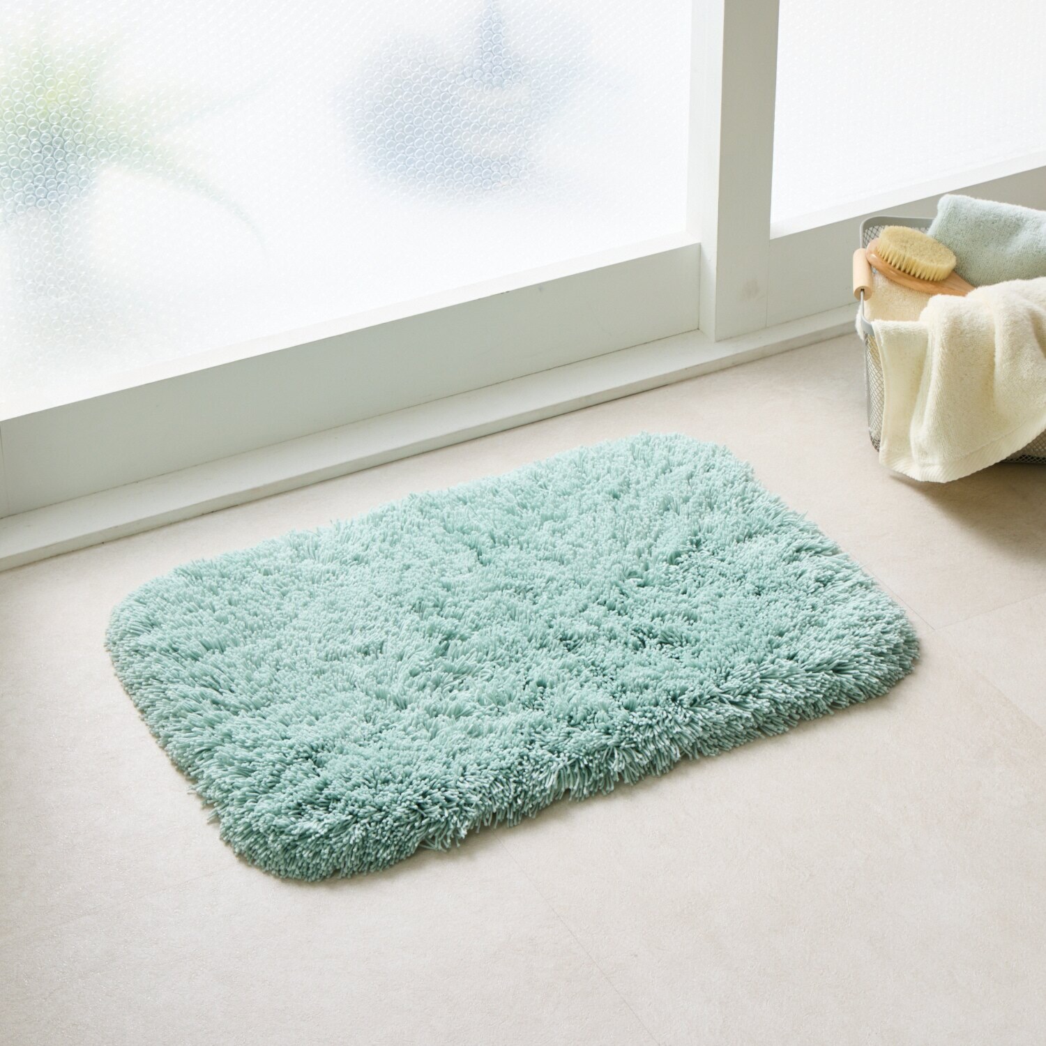 乾度良好 水分をすぐ吸ってサラサラ 吸水力に優れた バスマット ＜４０×６０ｃｍ＞