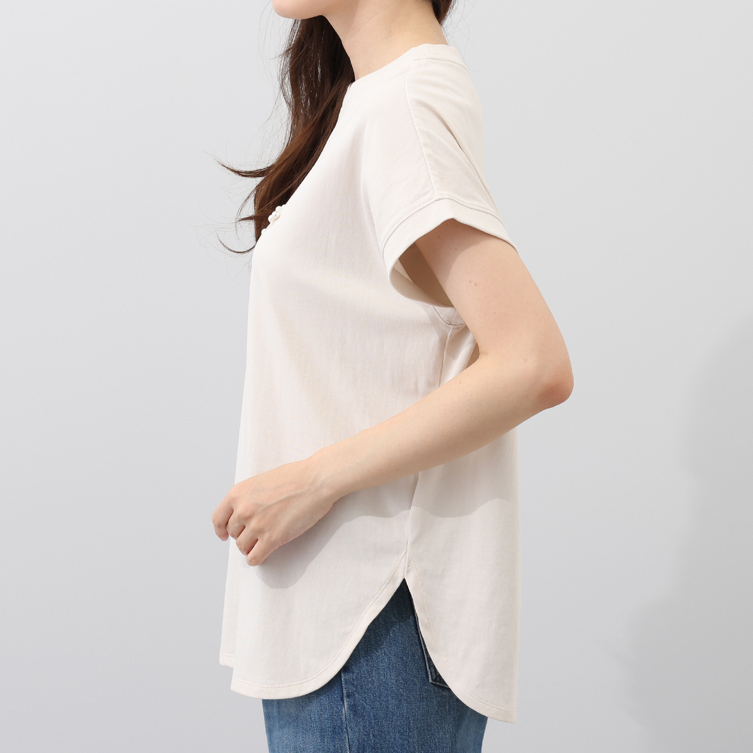 モン　エラン 品よく映えて パッと華やぐ！ デザインＴシャツ