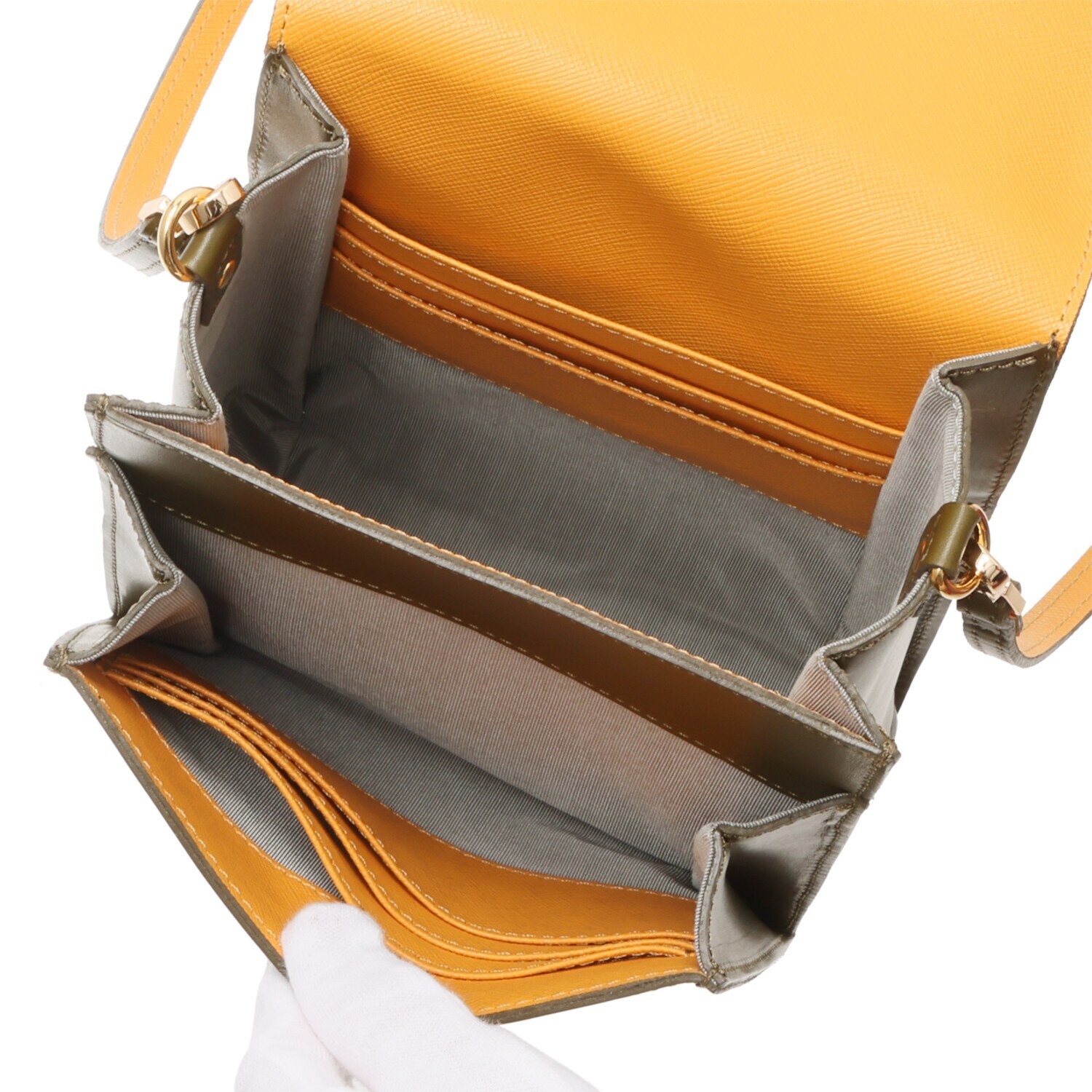 エーディーエムジェイ イタリアンレザー ターンロック スクエアショルダーバッグ