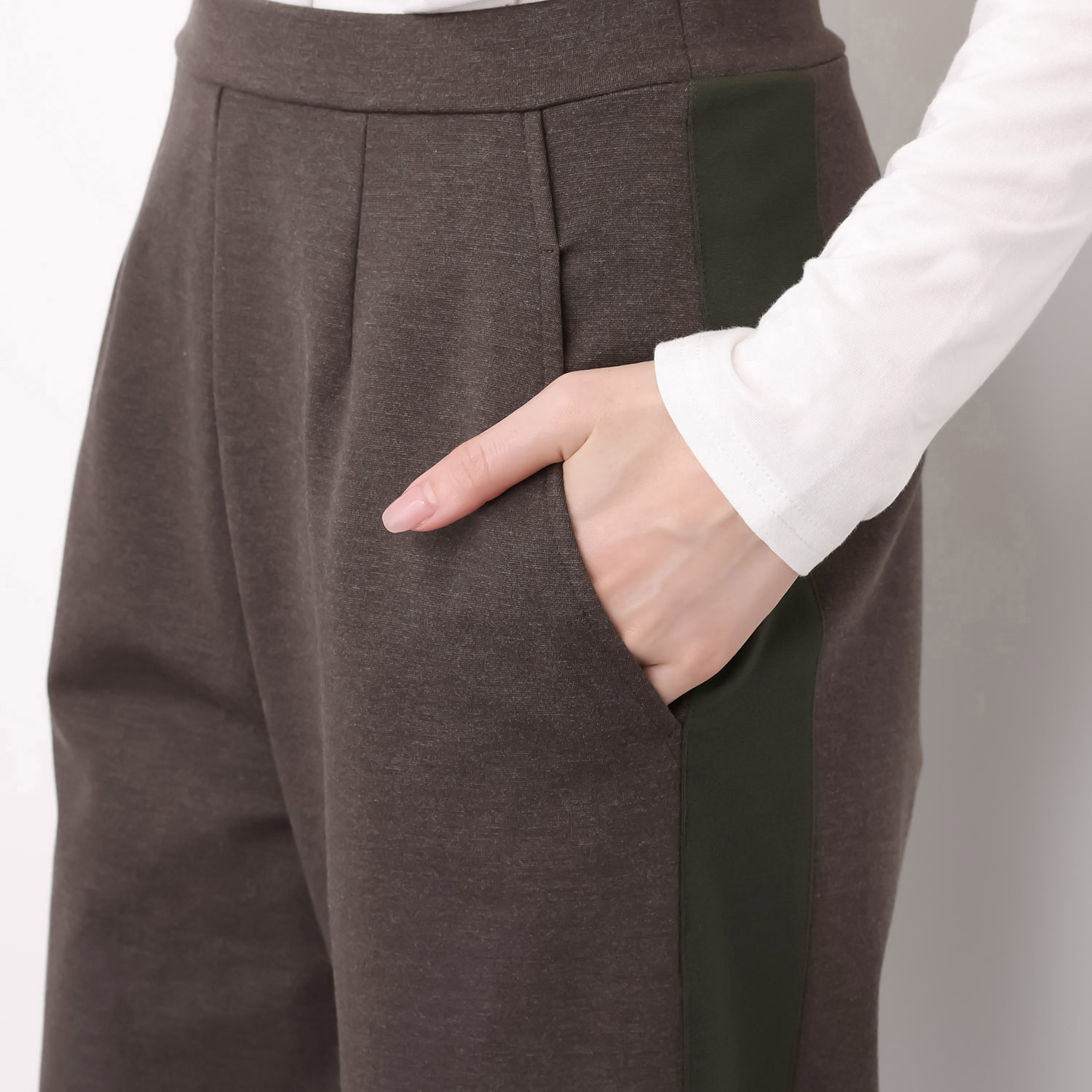 上質ごこち プレミアム雅山（Ｒ） サイドラインパンツ