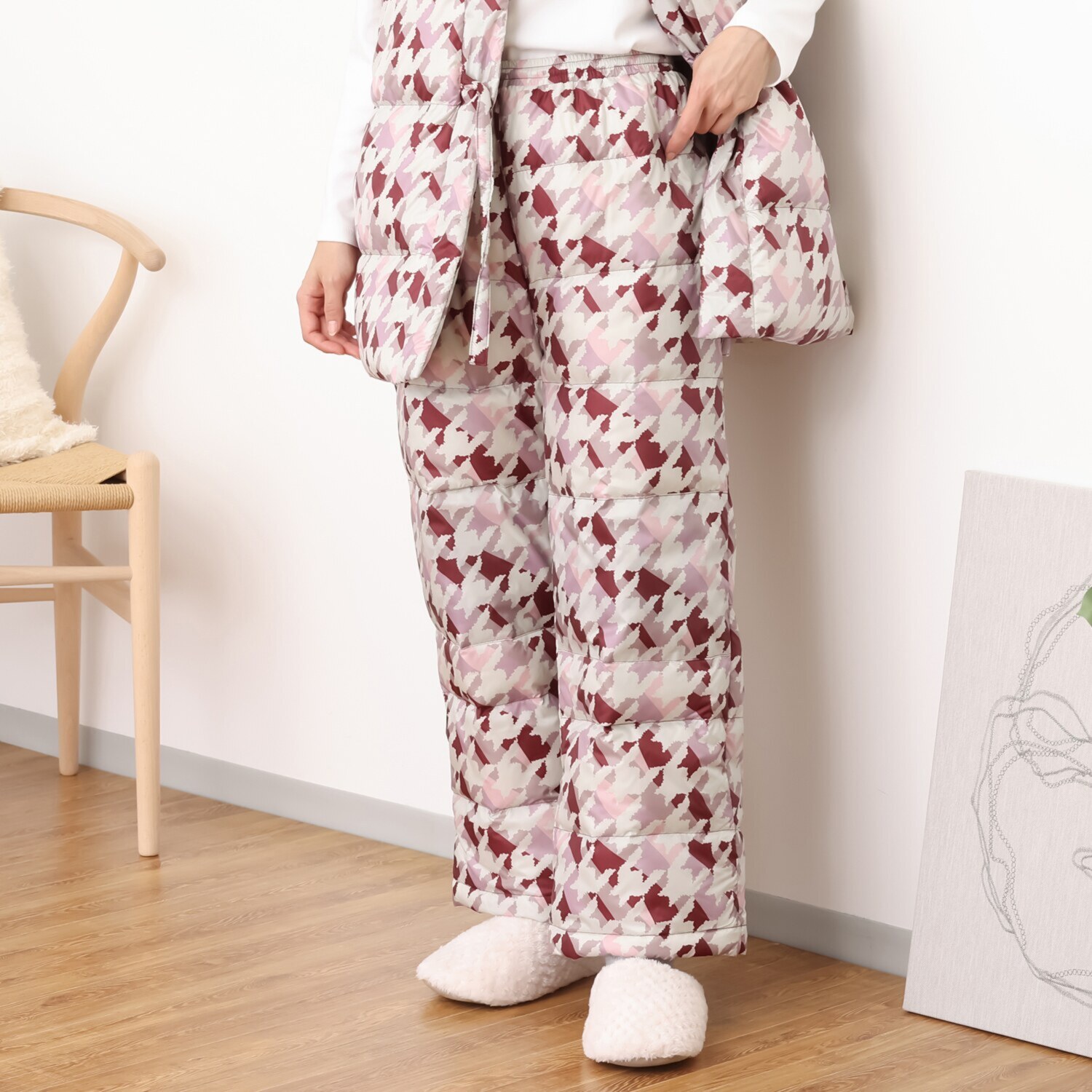 モリリン 高級羽毛を贅沢に使用 軽くてあったか！ ホワイトダックダウン パンツ