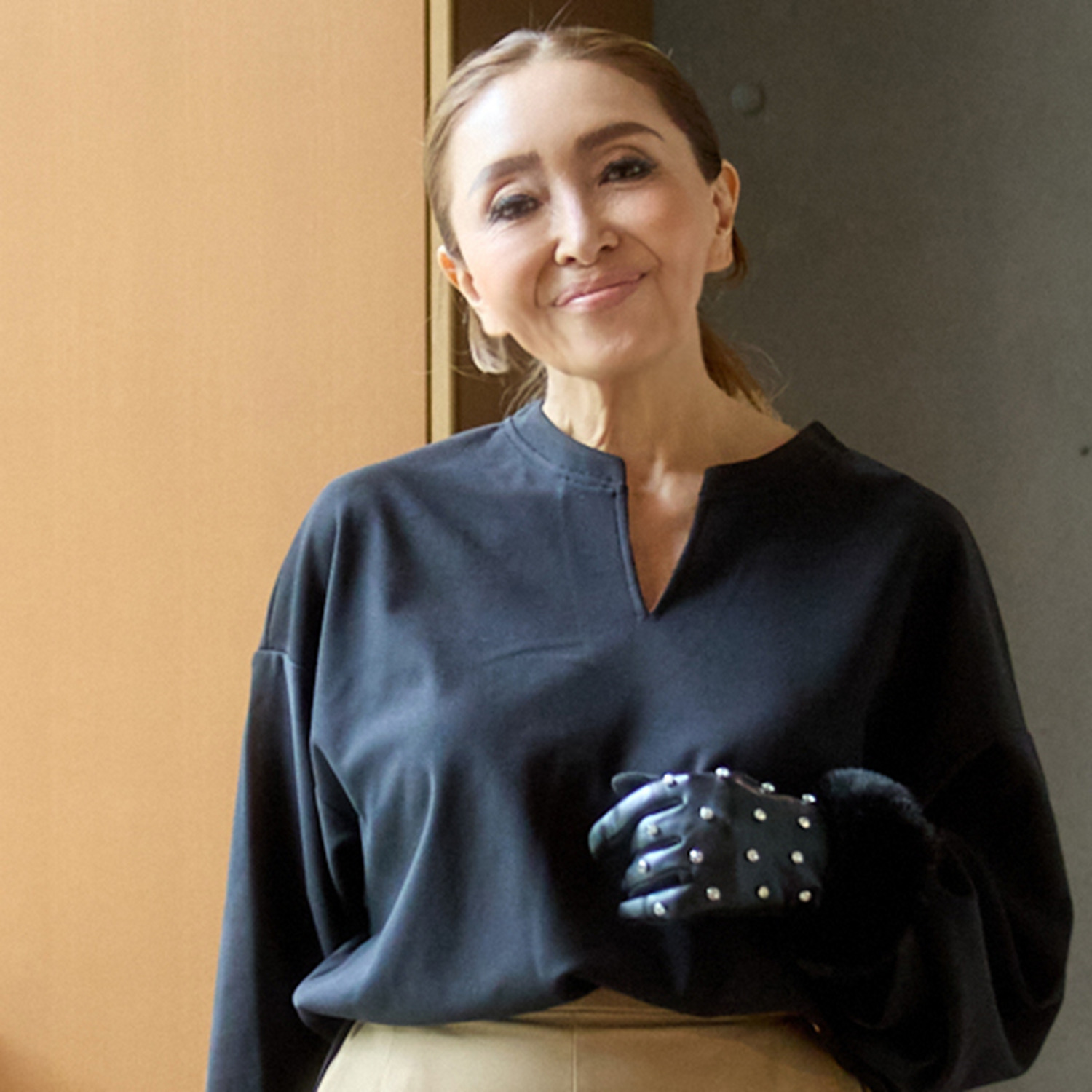 エアリーフェアリー ビジュウアクセント レザーライクグローブ