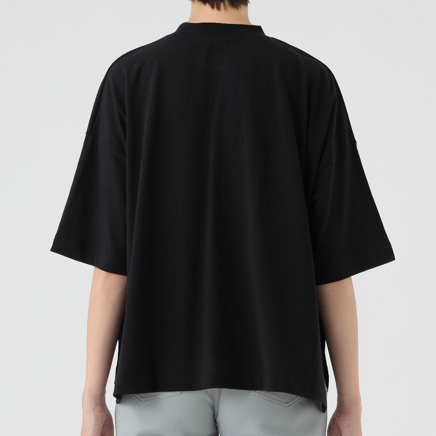 エムエムオー クルーネック ワイドシルエット ロゴ五分袖Ｔシャツ