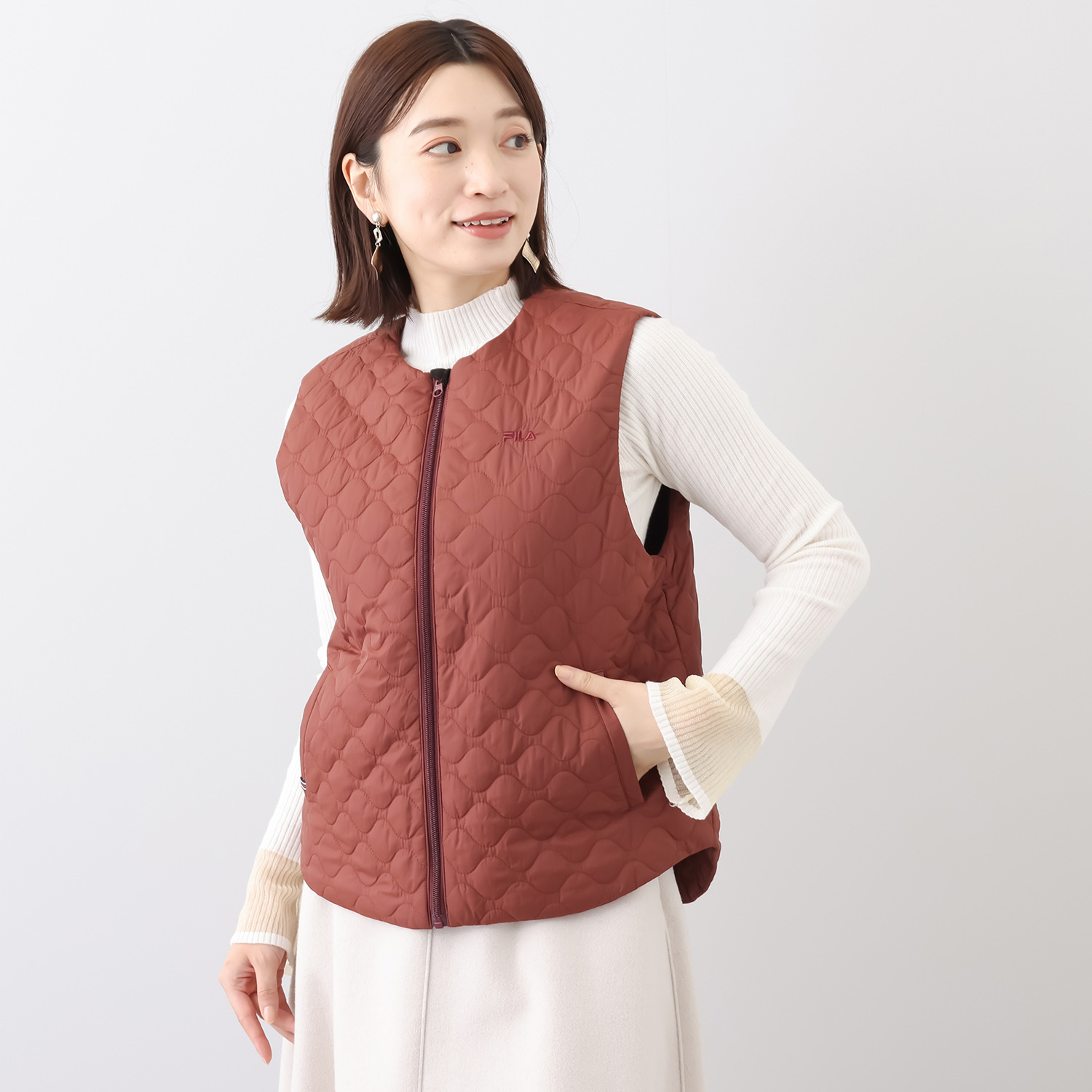 フィラ 軽くて暖かい！ Ｙウォーム 中綿ベスト