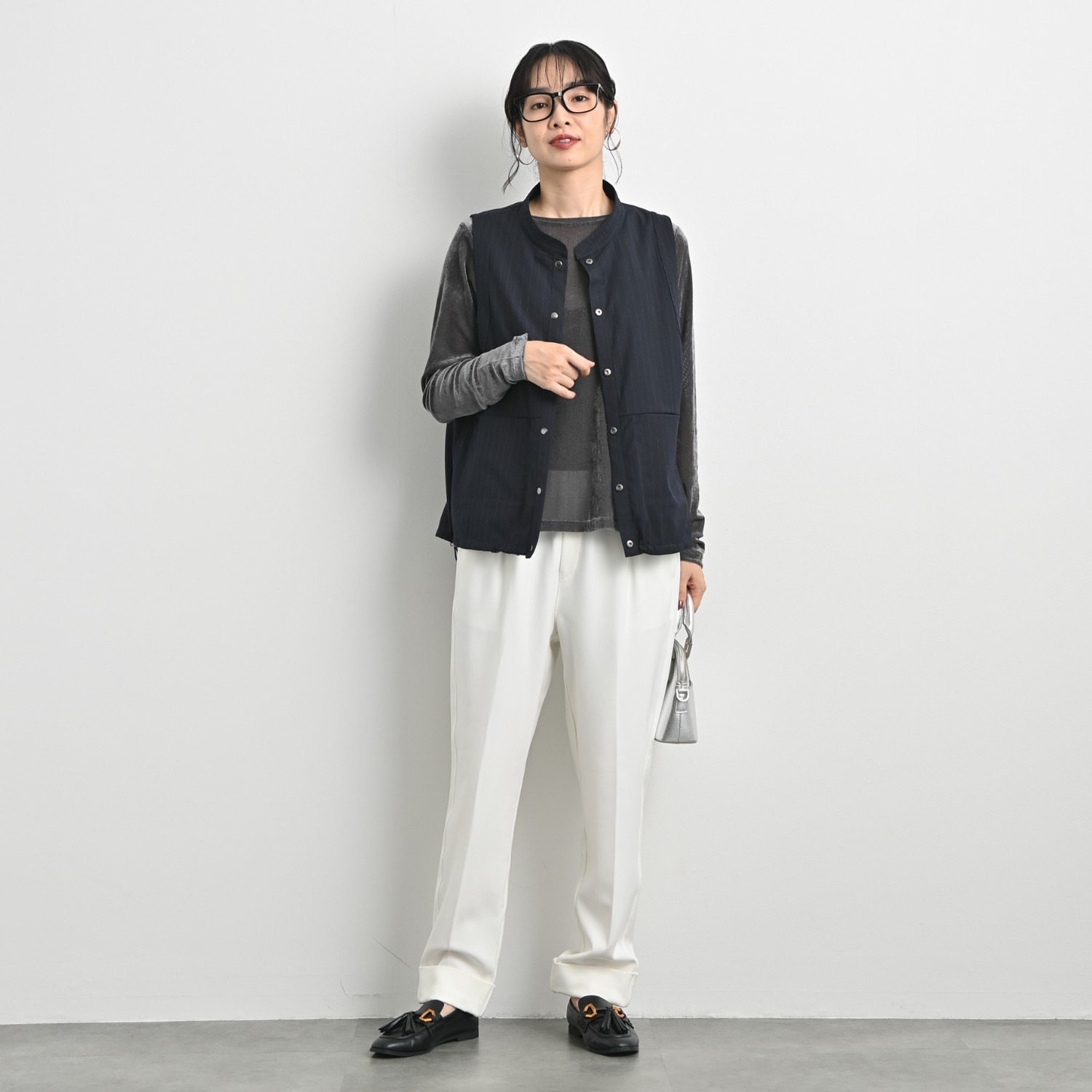 オン　ザ　エッジ リバーシブルタイプ すっきり着やせも叶う ユースフルベスト