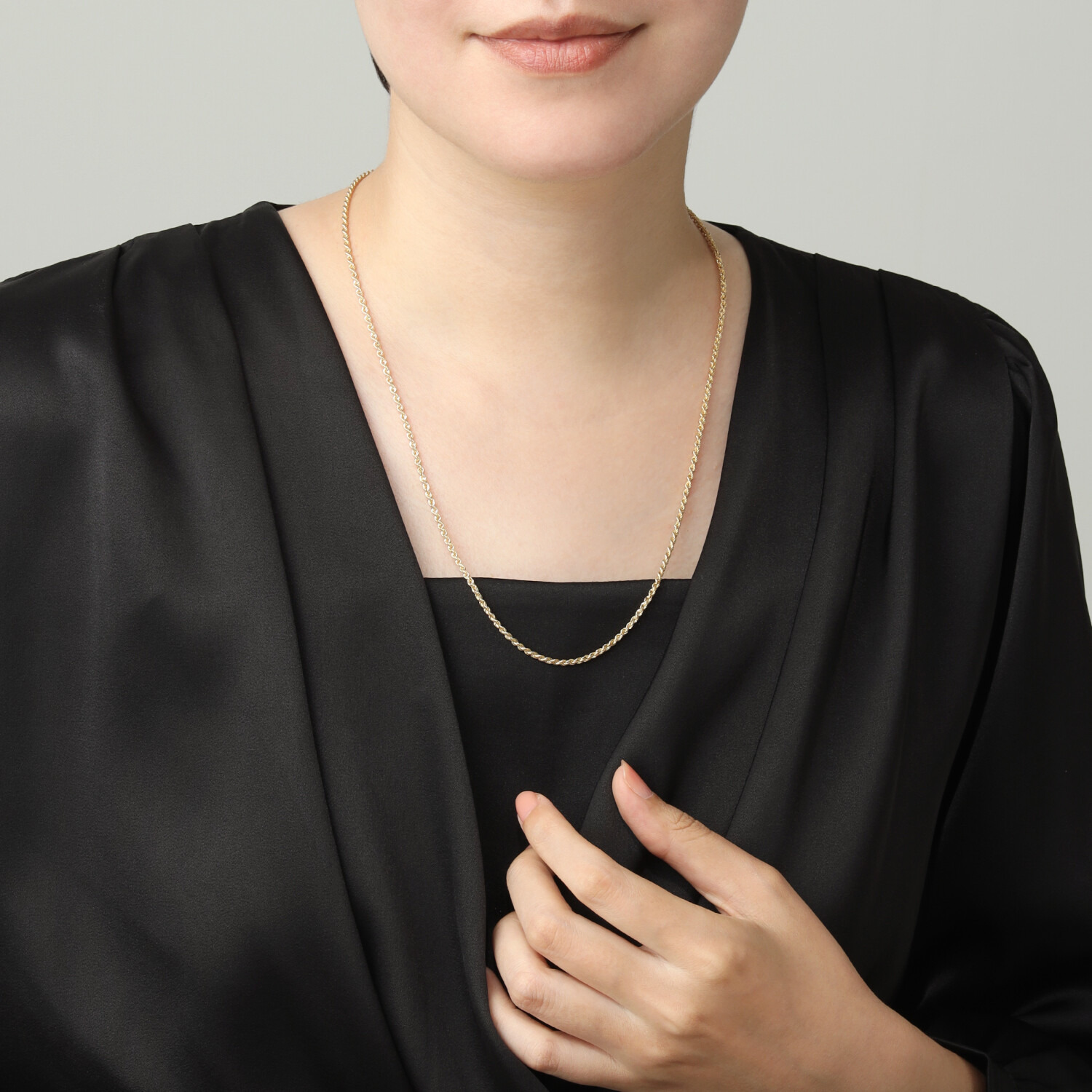 シャイン　シュプリーム １８Ｋ パイプロープ ロングネックレス