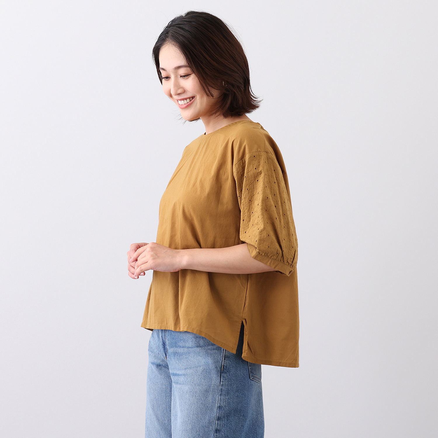 エムエムオー 綿１００％ 袖刺しゅう ブラウス