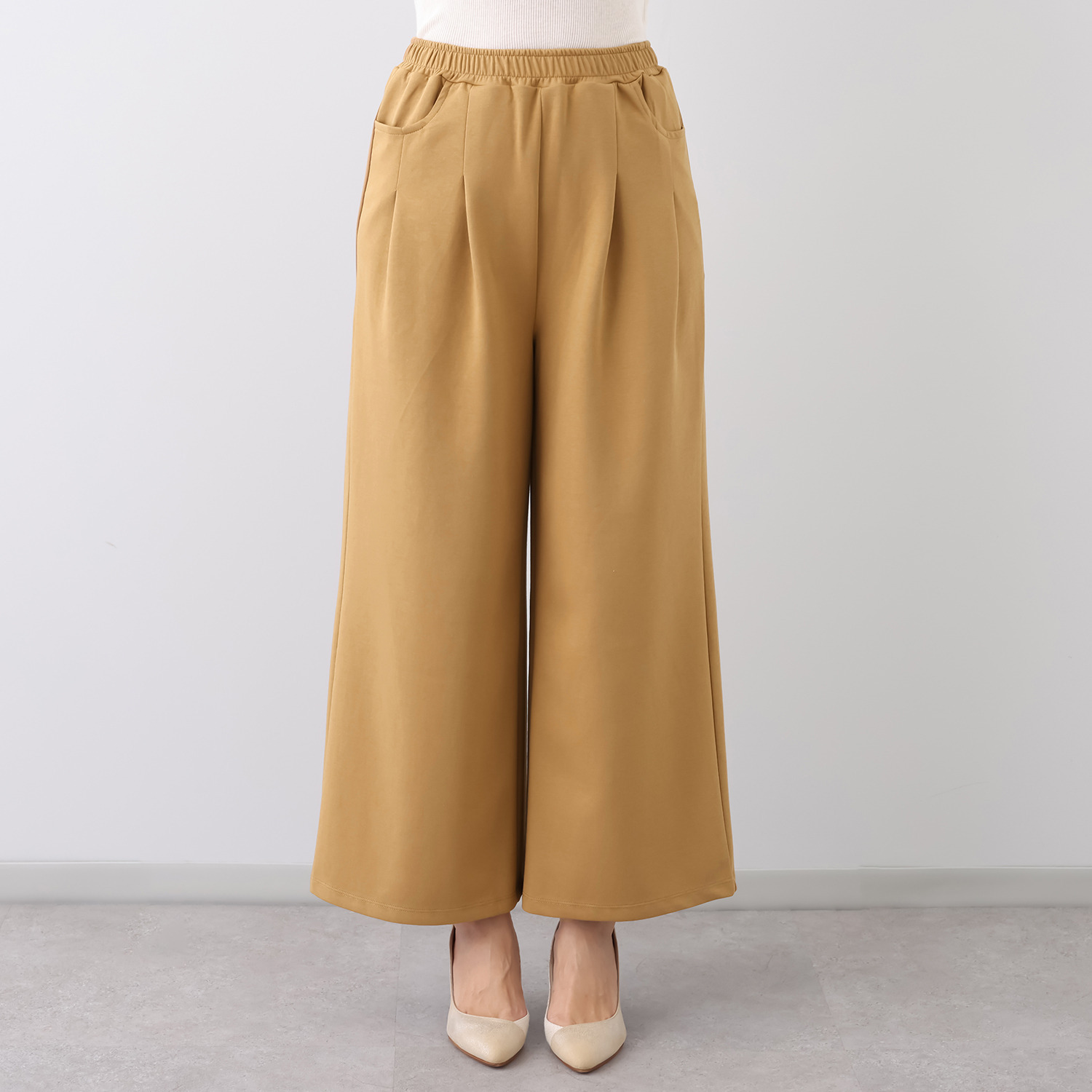 フェアリア　ビス ソフトワイドシルエット パンツ