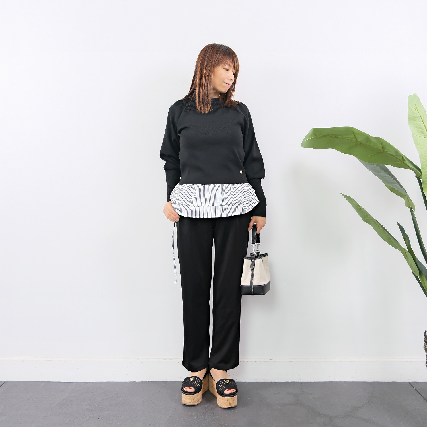 トレコード　コウベ フリルアクセント ストレッチジャージー テーパードパンツ