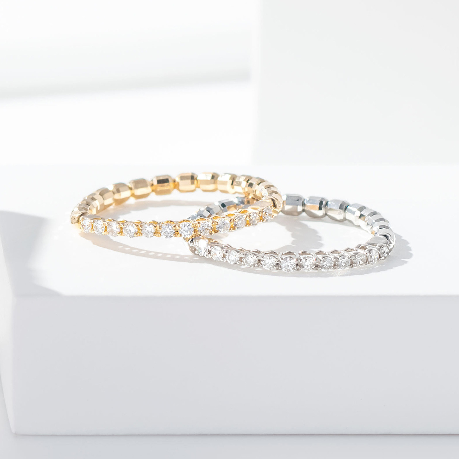 ディーラリエ １８Ｋ ダイヤモンド ディーエラスティック ハーフエタニティリング