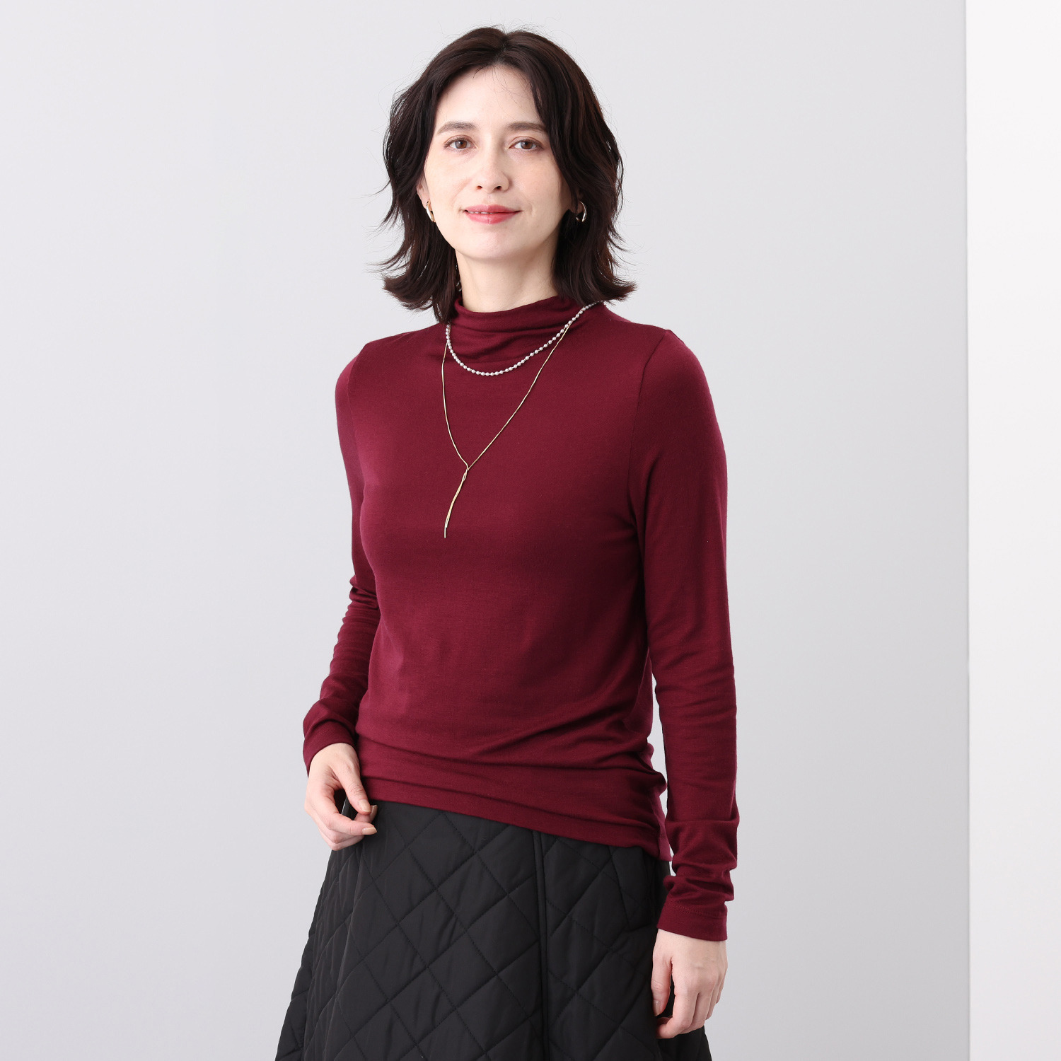 エイガールズ とろける肌触り スーパーストレッチ テンセルＴＭカシミヤ混 モックネックプルオーバー