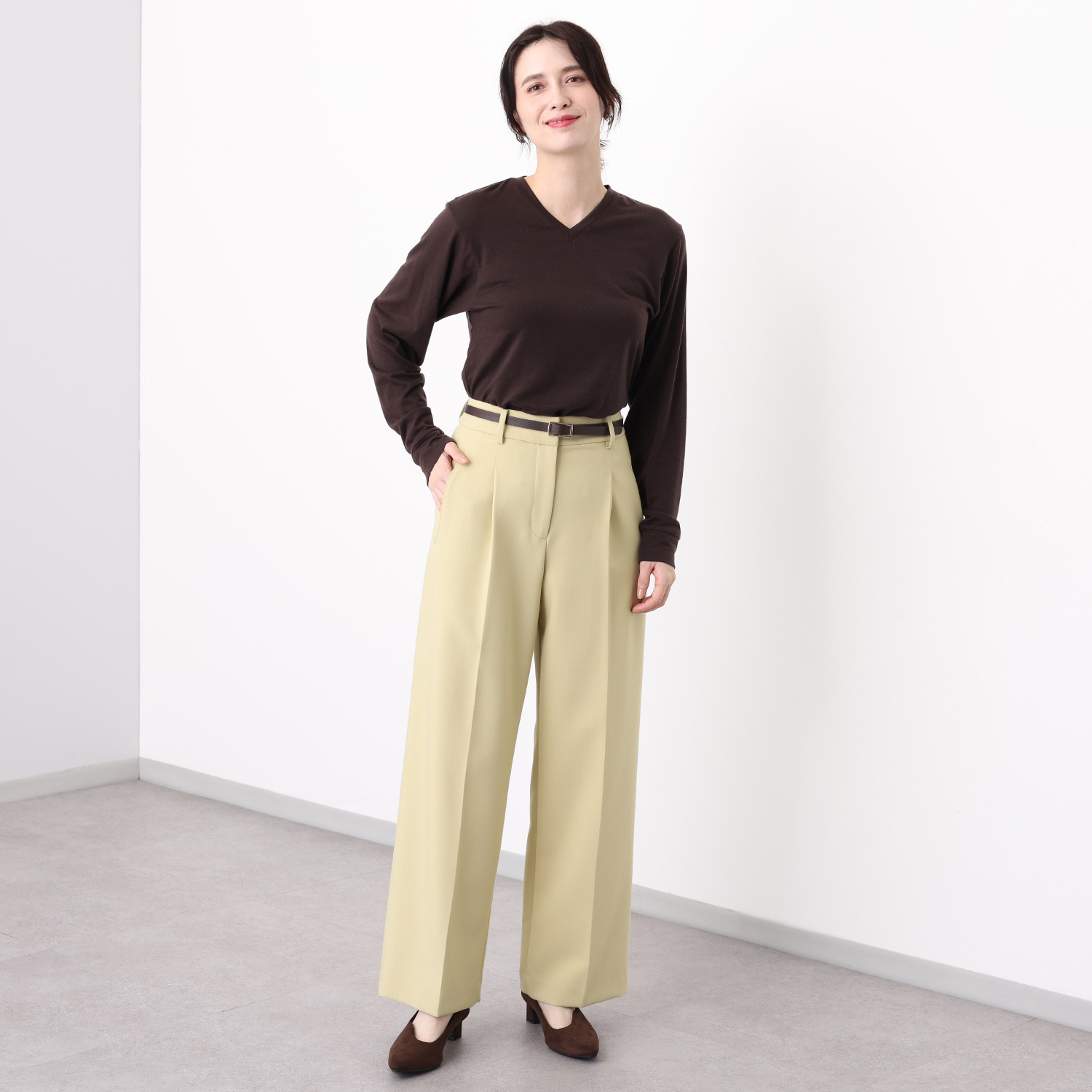 エイガールズ とろける肌触り スーパーストレッチ テンセルＴＭカシミヤ混 Ｖネックプルオーバー