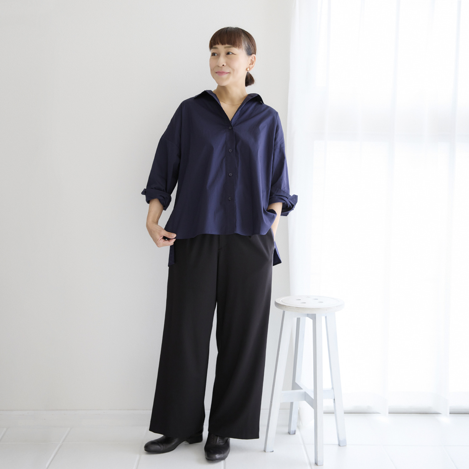 エクラージュ 後ろプレートアクセント ワイドシルエットシャツ