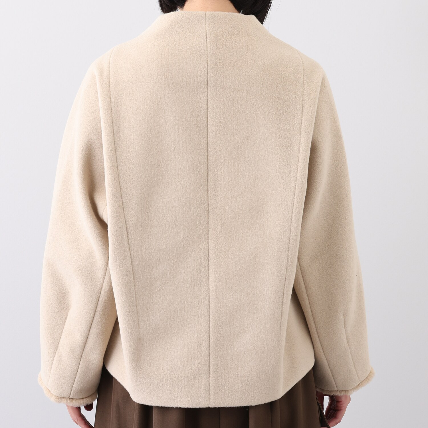 マチュート 丸みシルエットで 軽やかに装う ショートジャケット