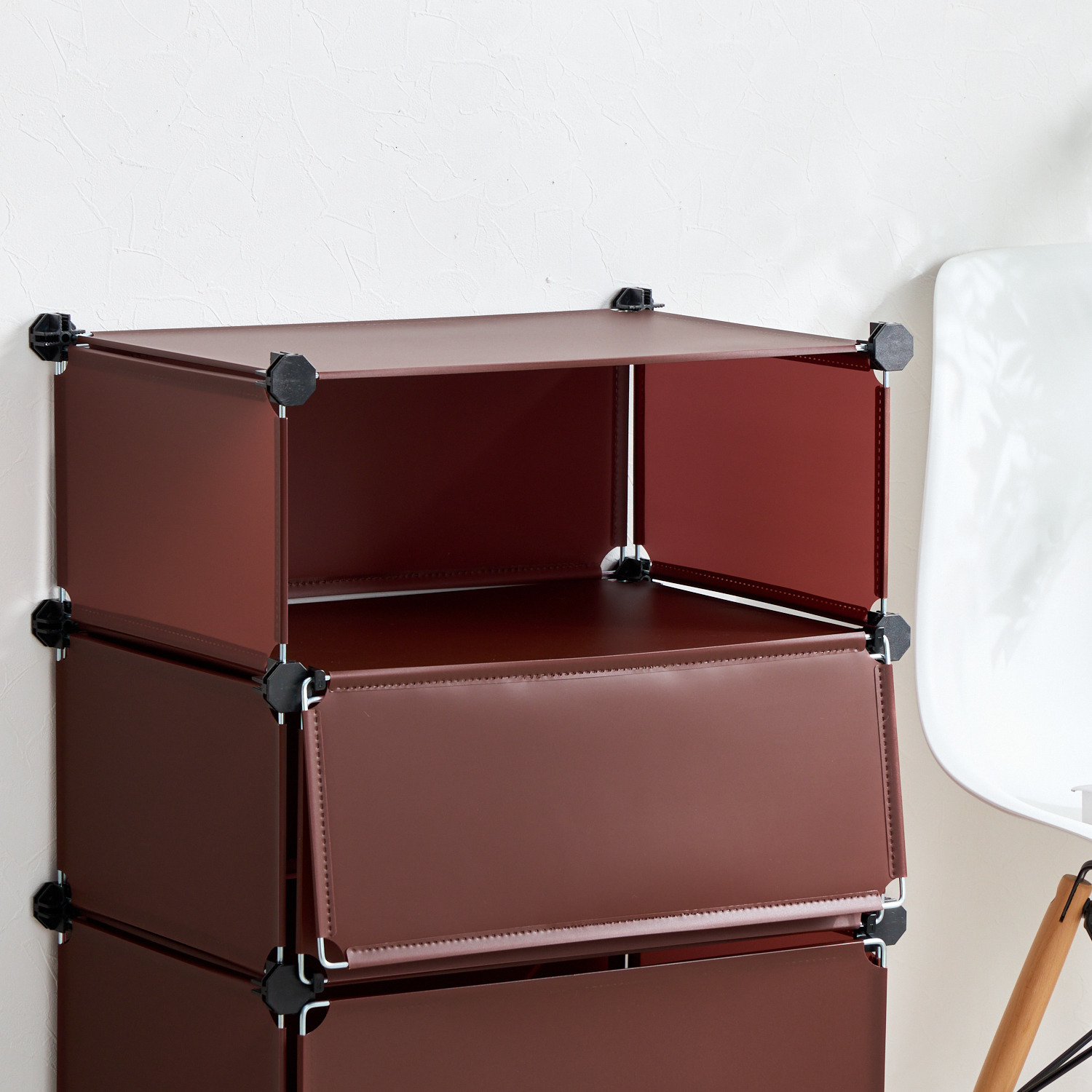 組み替え自由！ 工具不要で簡単組立 ＣＵＢＥＬＬＡＢＯＸ ４段扉付き収納ボックス