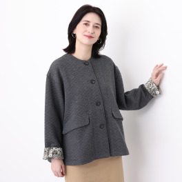 ソソット コットン混キルト リバティプリント ノーカラージャケット