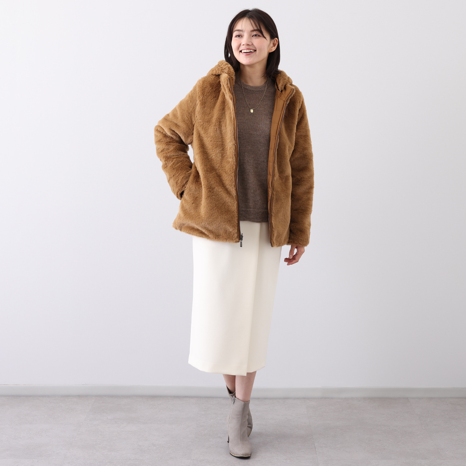 メルヴェイユ　ヴァント はっ水中綿キルト＆ ミンクタッチ フェイクファー リバーシブルジャケット