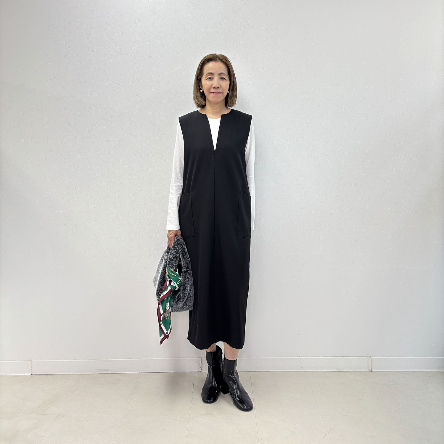 アペーナ ストレッチツイル ジャンパースカート