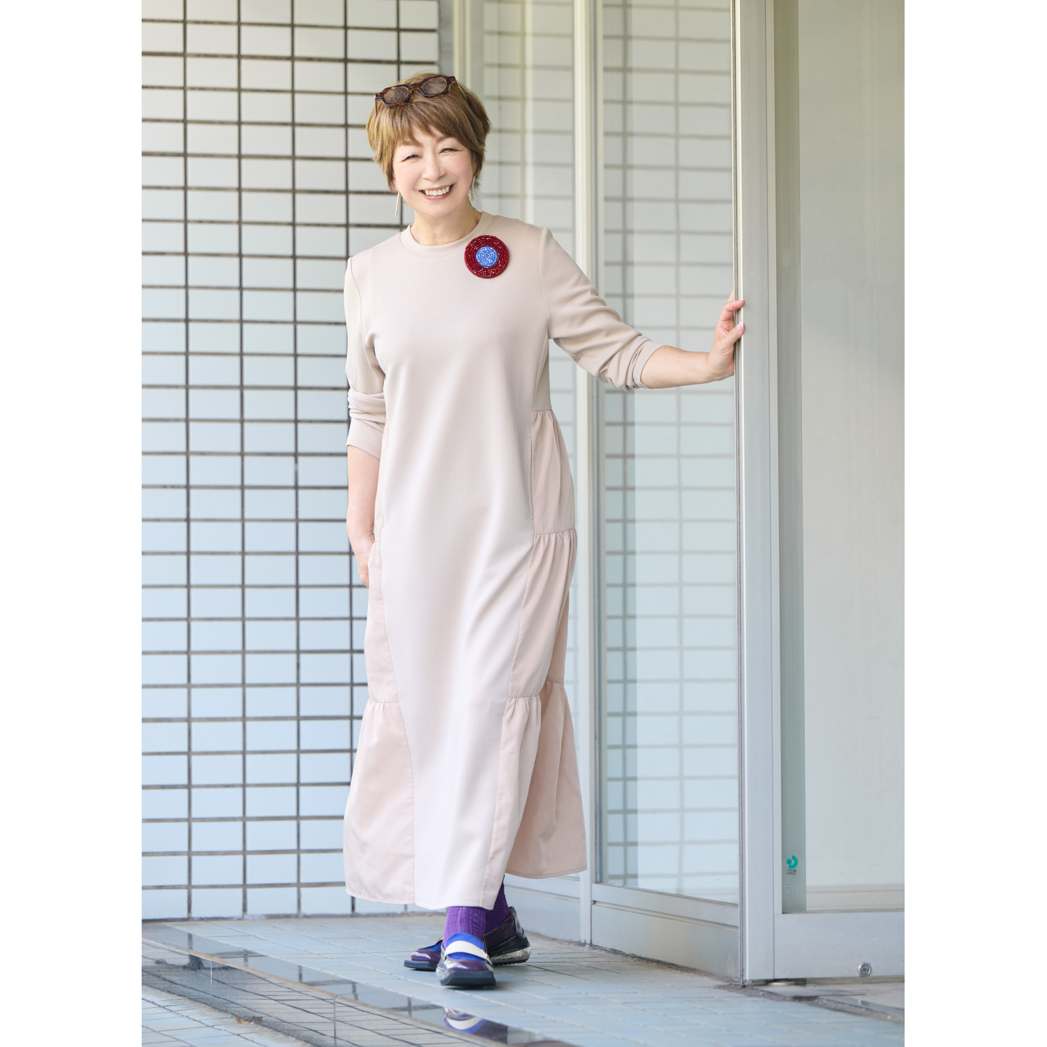 ウノ・ウノ・ドゥーエ 艶やかポンチ×タフタ ギャザーティアード ワンピース