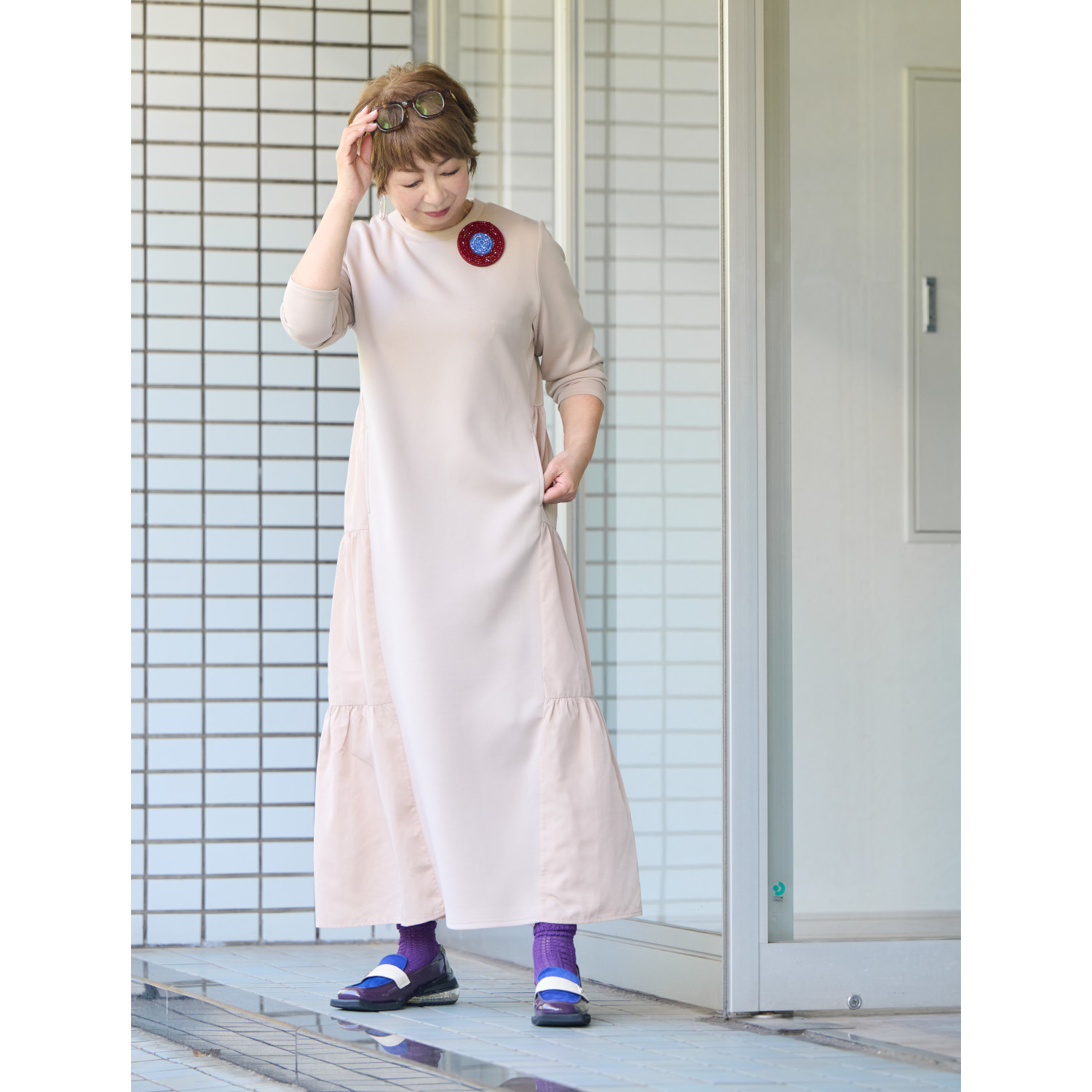 ウノ・ウノ・ドゥーエ 艶やかポンチ×タフタ ギャザーティアード ワンピース