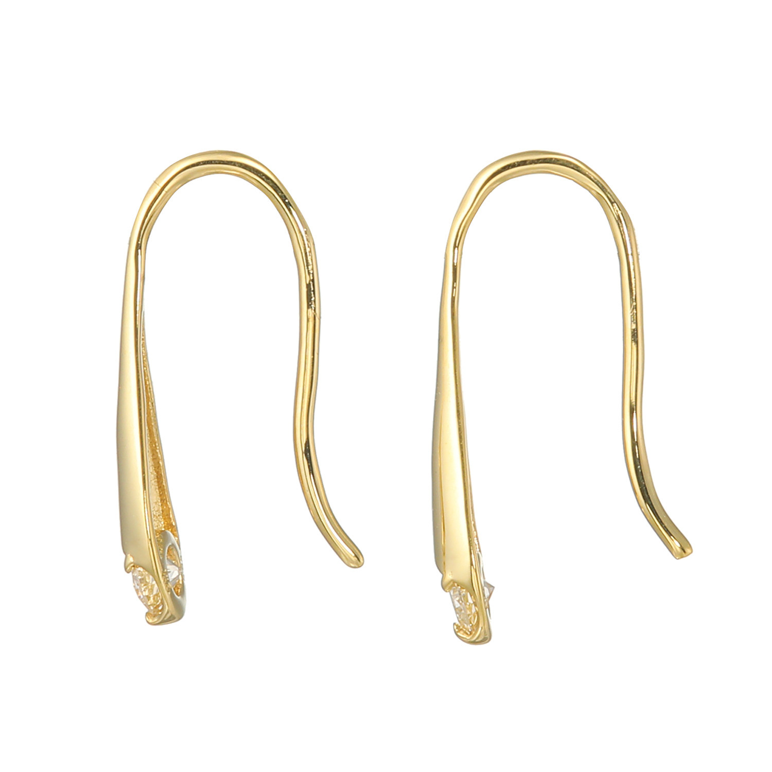 エムイー・ブリランテ 揺れて光る雫 １８Ｋ ダイヤモンド しずく型 フックピアス