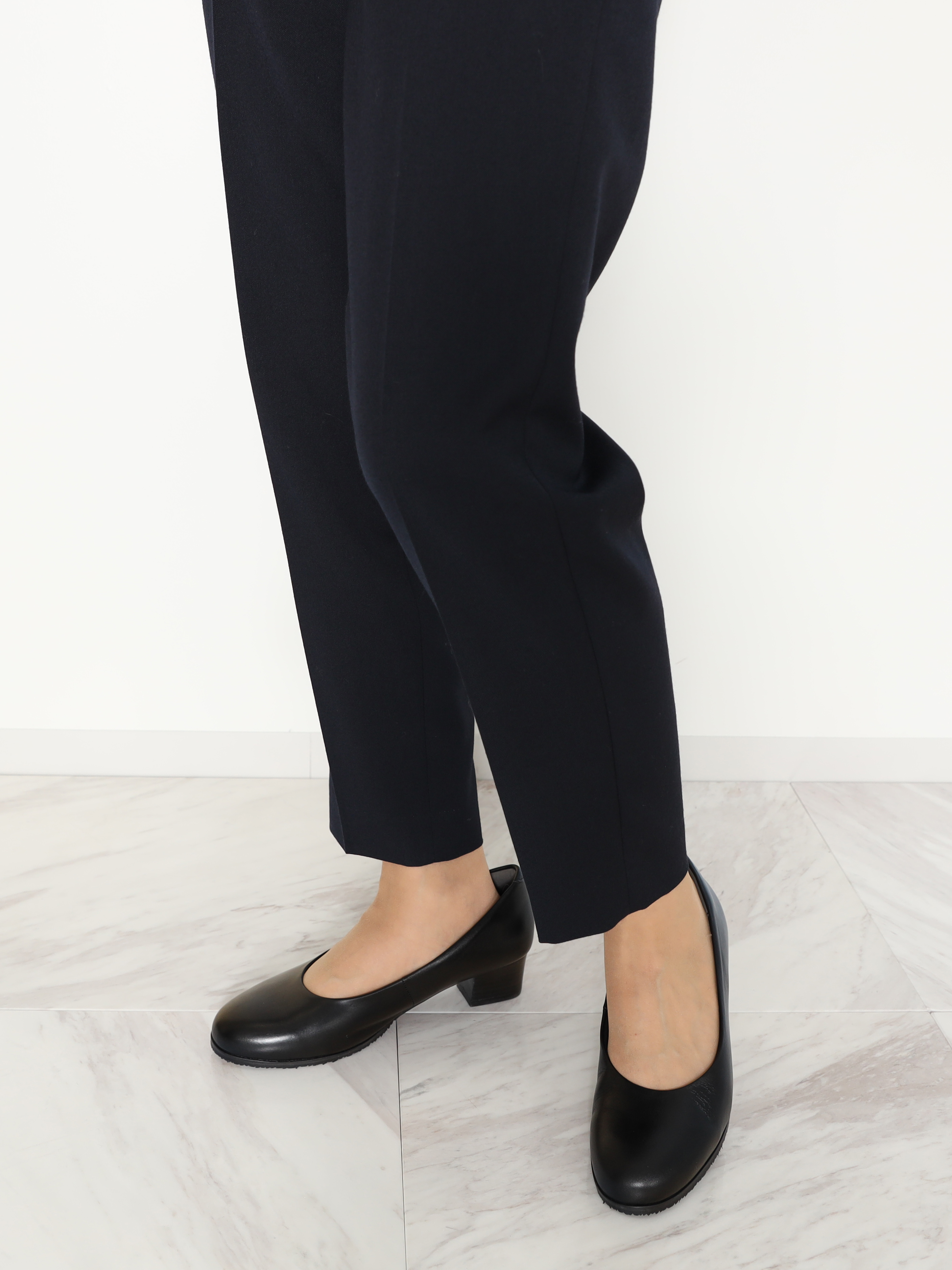 ブランコワール 牛革 ローヒールパンプス