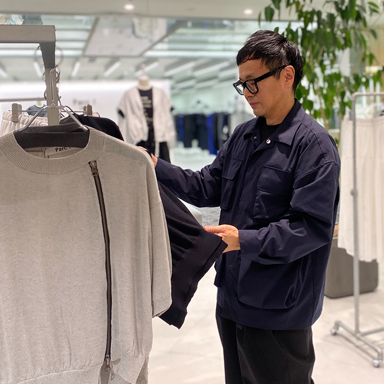 �Е��m�O����̉摜