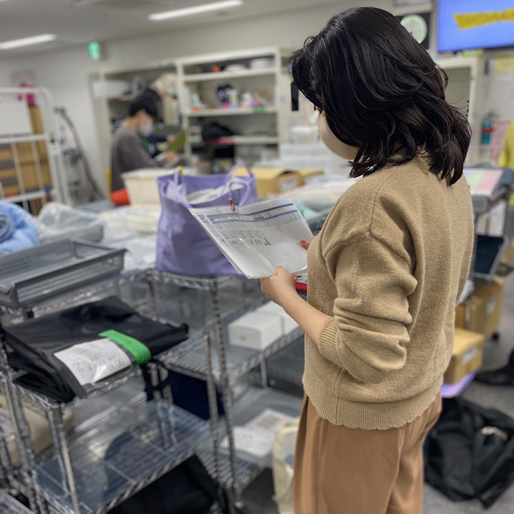 �V���ǎq����̉摜