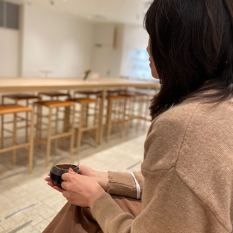 �V���ǎq����̉摜