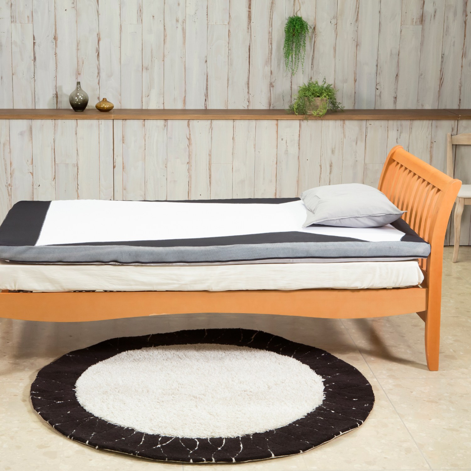 ＜ダブル＞未体験の浮遊感！　ジェルを練り込んだブルーブラッド　幾何学プロファイルマットレス“ブラフマン”