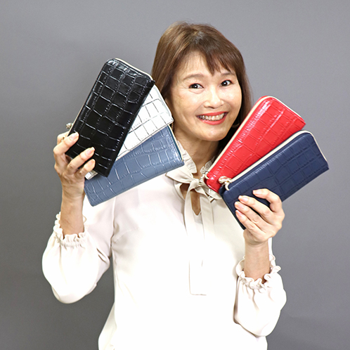 キャットイン ザ クローゼット クロコダイル型押しレザー 横長ウォレット ラヴ プラス ショップチャンネル