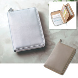 診察券やお薬を まとめてすっきり収納！ 多機能ポケット付き ラムレザーお薬手帳ケース