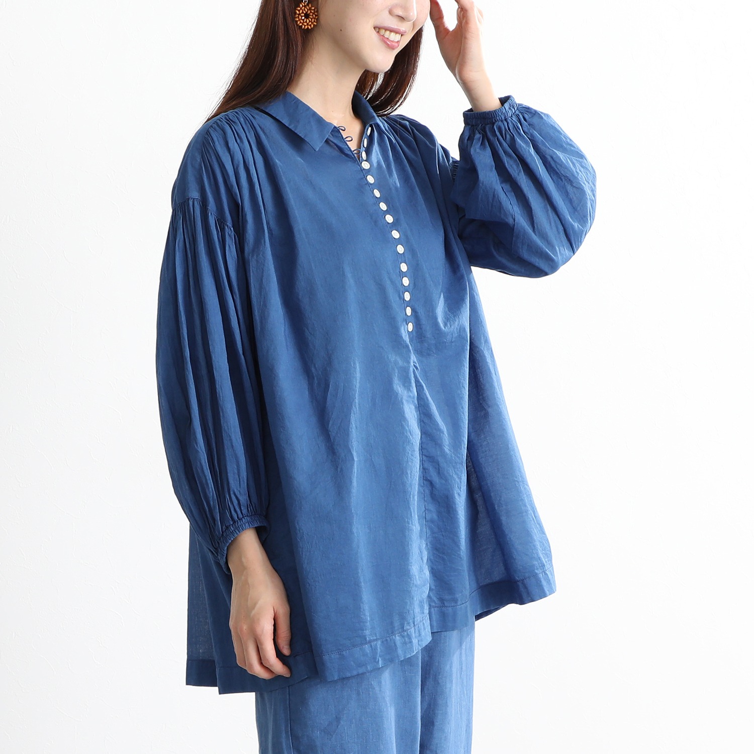 フレア ブラックレーベル 阿波正藍染 ギャザーアクセント ブラウス ショップチャンネル