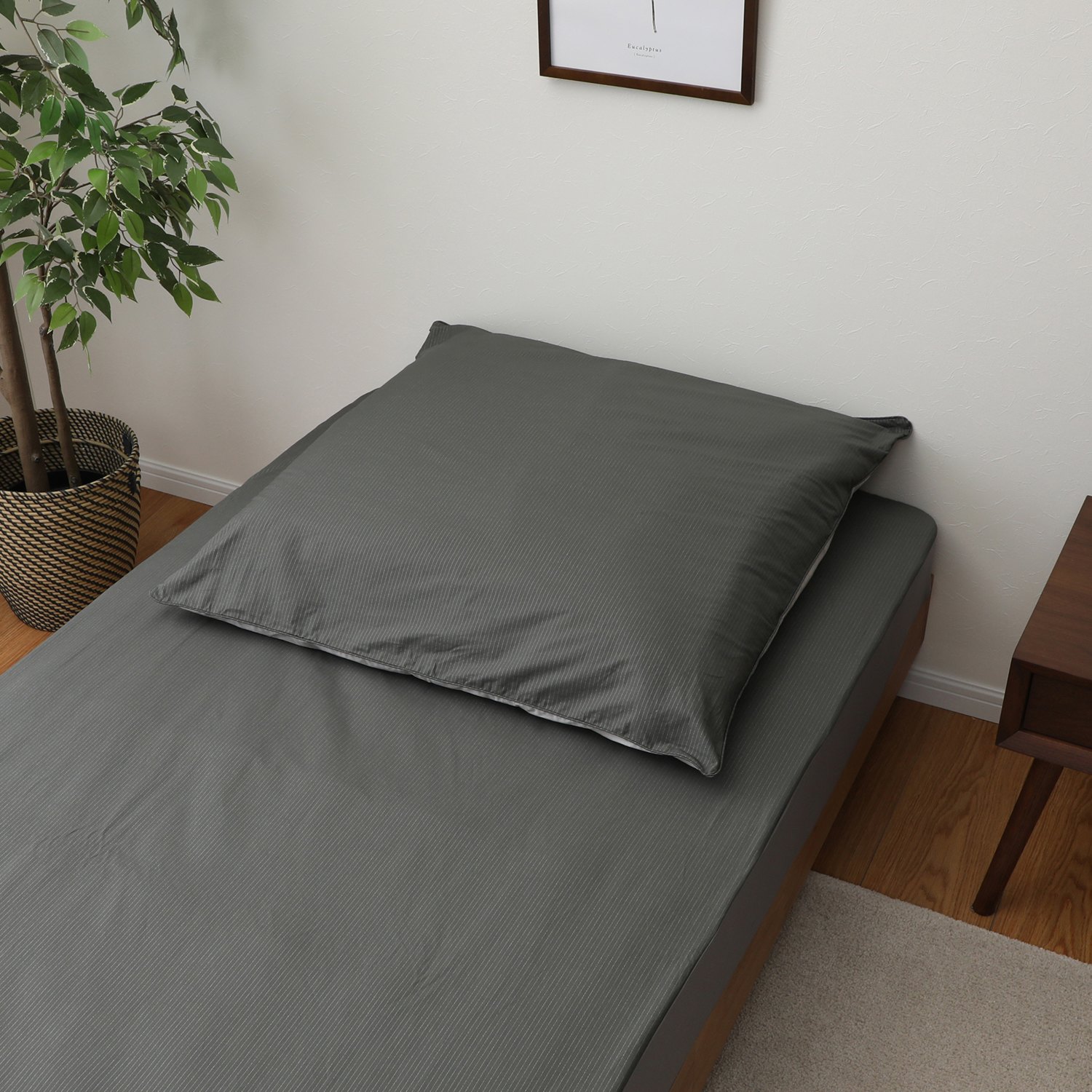 ＜約８０×８０ｃｍ＞純銀の糸で 抗菌防臭＆帯電防止 フトンノマスク 枕カバー 