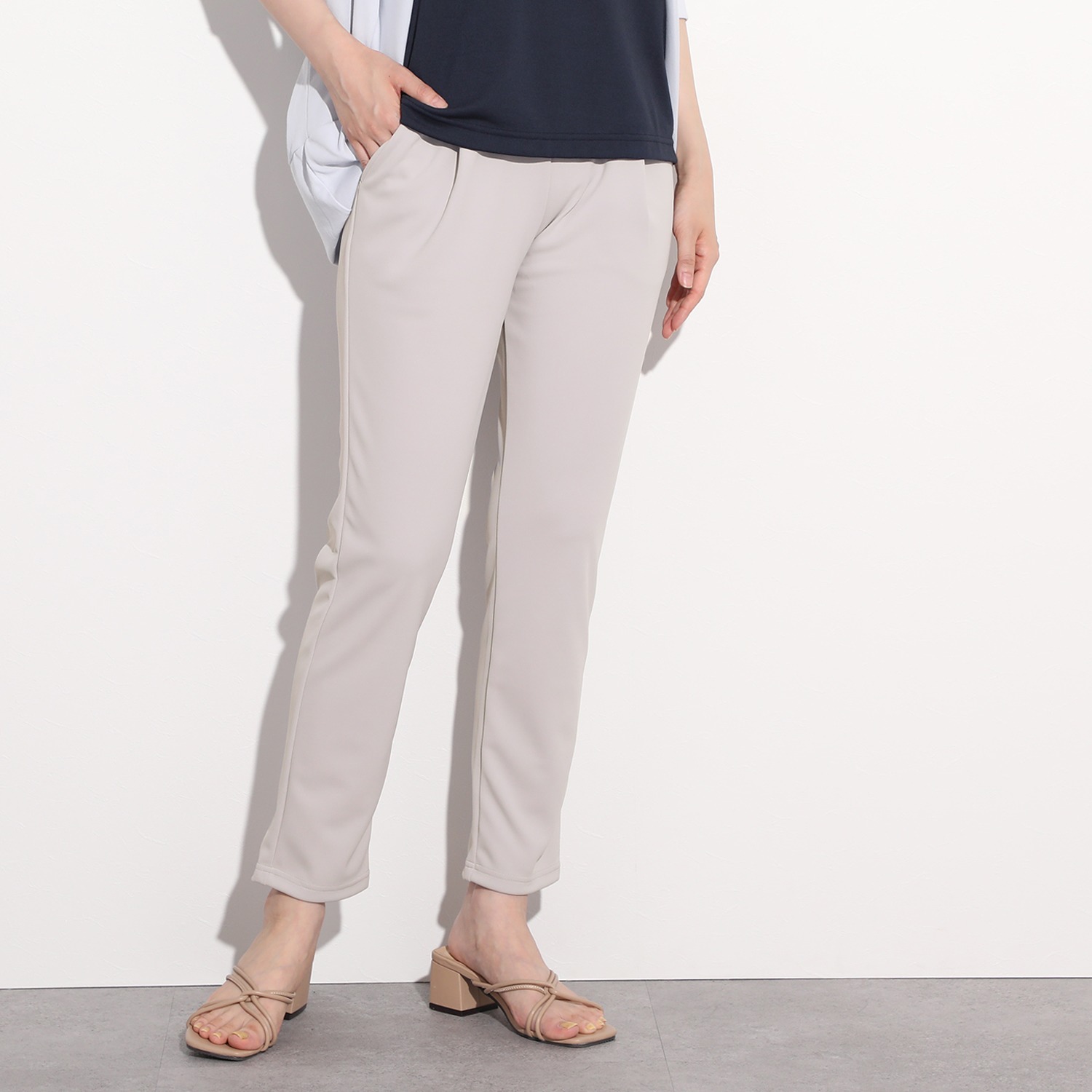 ココンライフ ドゥ 虫よけ素材使用 ｕｖカット 吸水速乾 さらっとタック入りパンツ ショップチャンネル