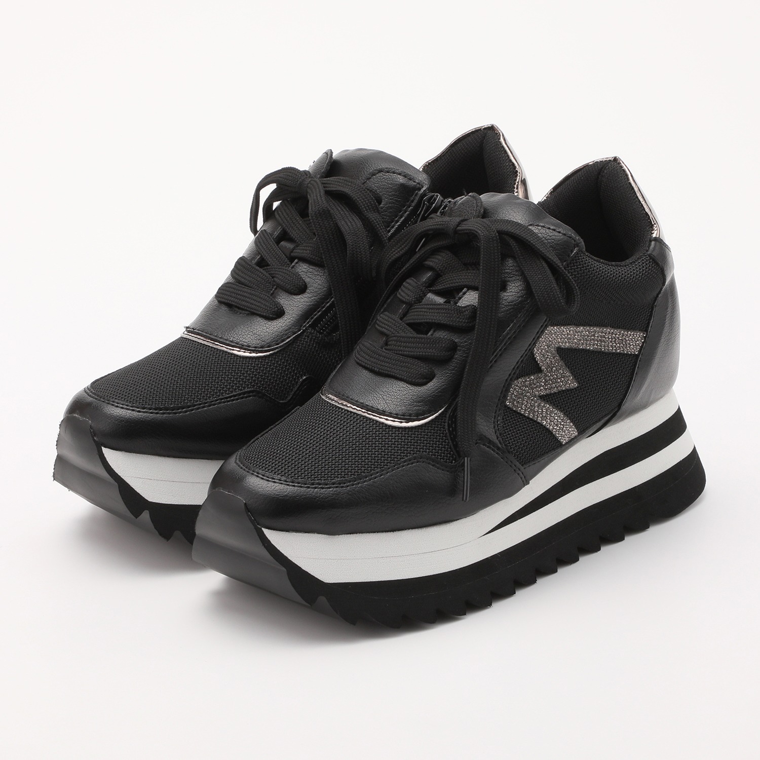 ムーム スタックソール インヒールスニーカー 