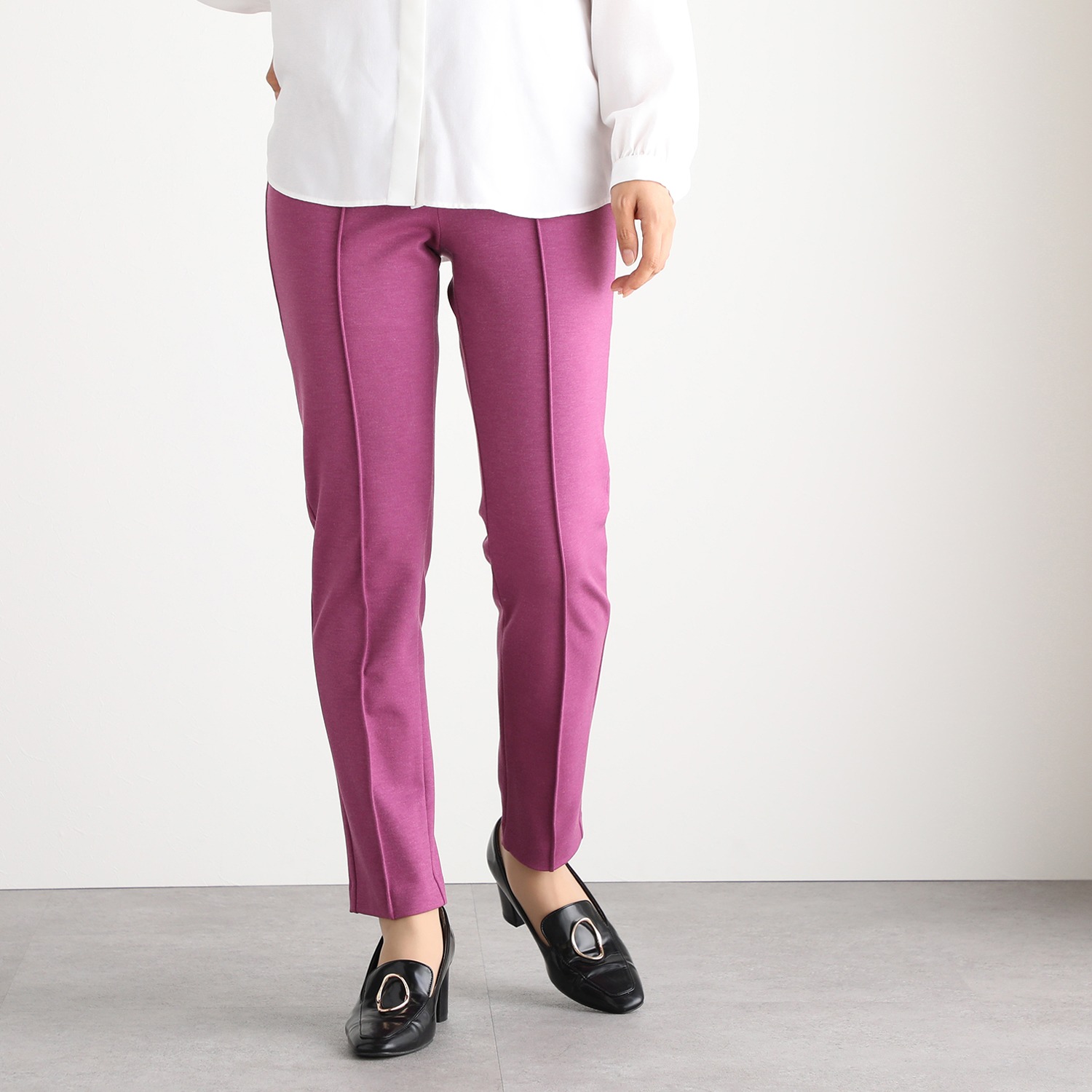 ピーツー 吸湿発熱・吸放湿 ポンチ ハイピンタック スリムパンツ