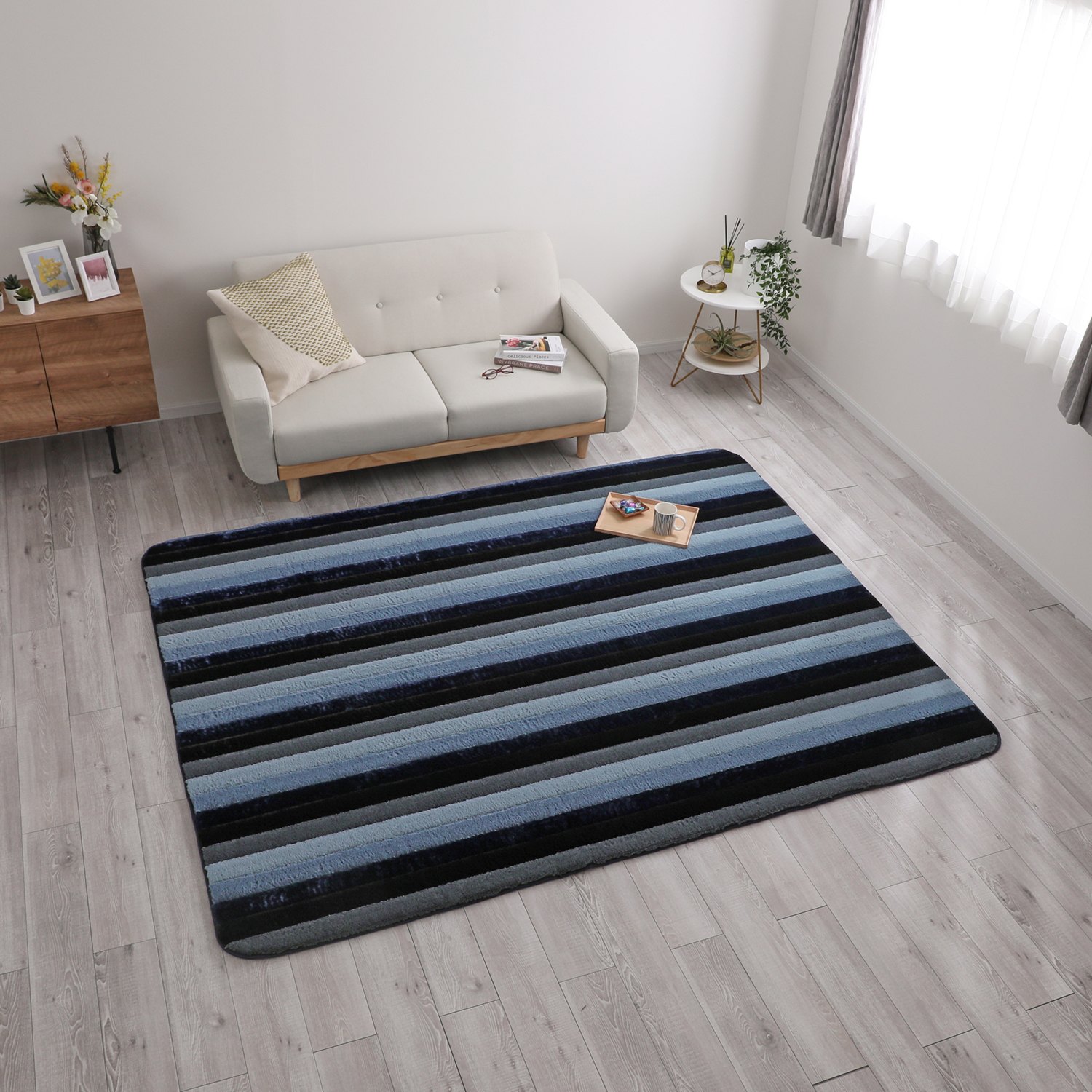 ＜１９０×２４０ｃｍ＞なめらかファー調＆ふっくら仕上げ！ モダンインテリア ぽかぽかラグ “エシェル” 