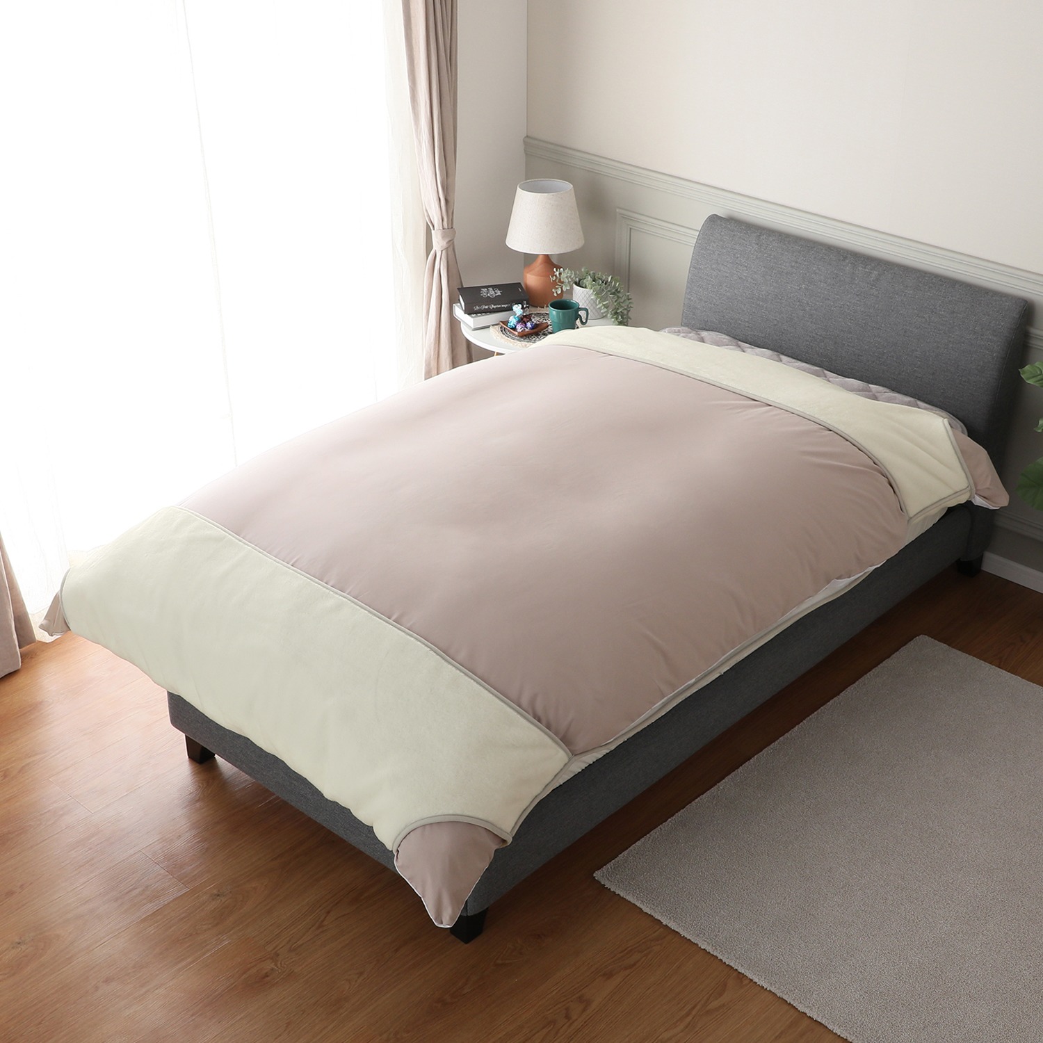 ＜シングル＞ 西川 簡単セットでズレにくい！ カバーになる あったか国産毛布 ポケットブランケット