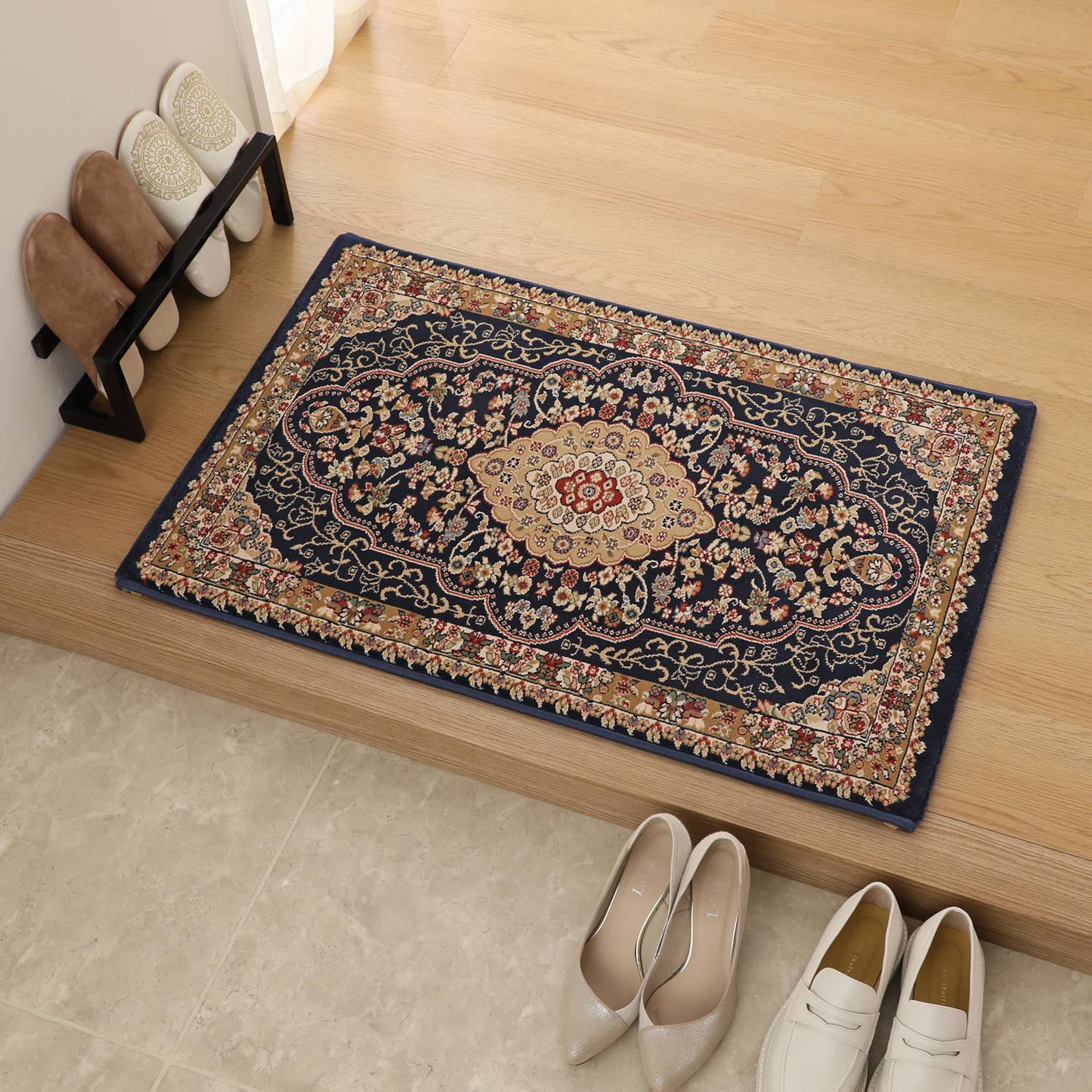 トルコ製 高密度ウィルトン織 気品あふれる オリエンタルデザイン インテリアマット