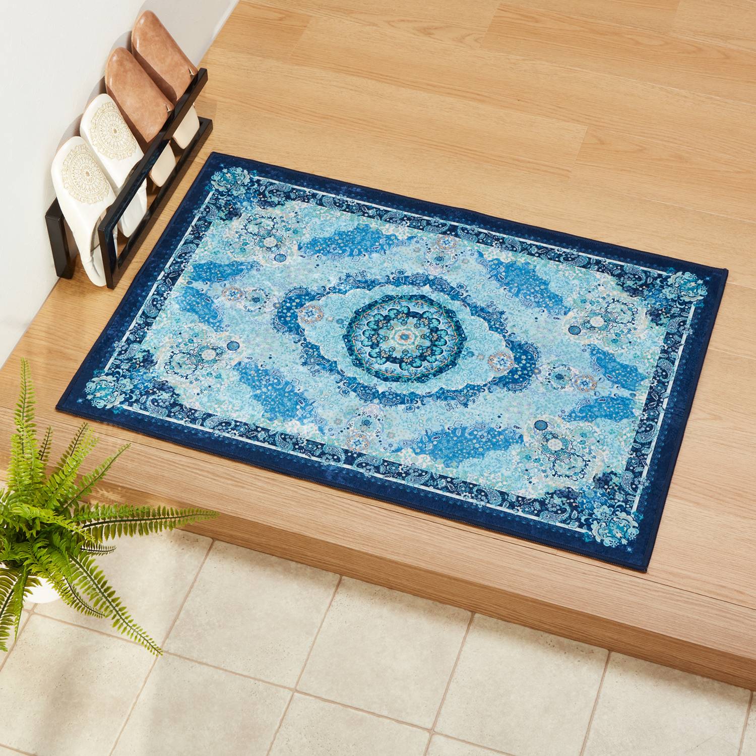 ＜６０×９０ｃｍ＞洗えてお手入れ簡単！ ペルシャンデザイン シルクタッチマット “ソァヴィータ” 