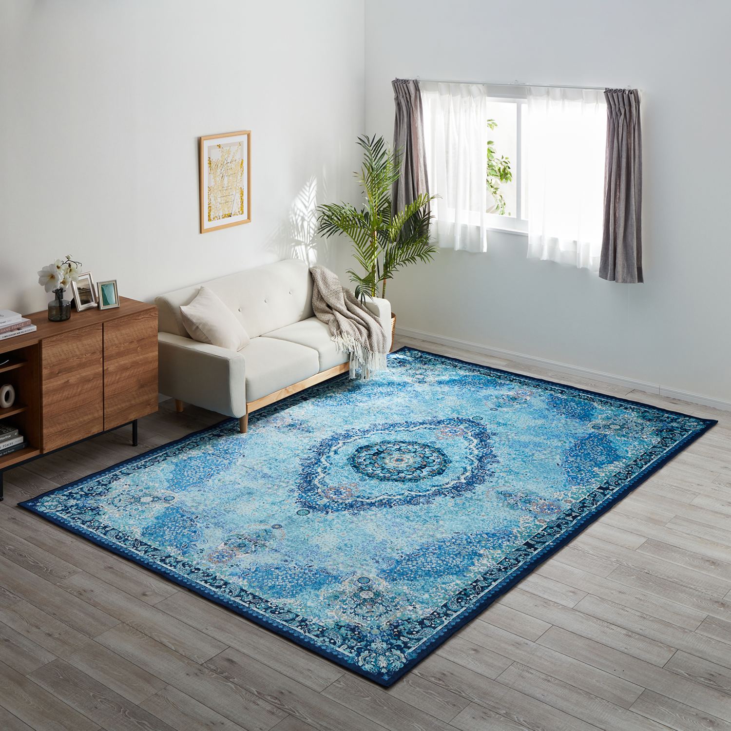 ＜２３０×３２０ｃｍ＞洗えてお手入れ簡単！ ペルシャンデザイン シルクタッチカーペット “ソァヴィータ”