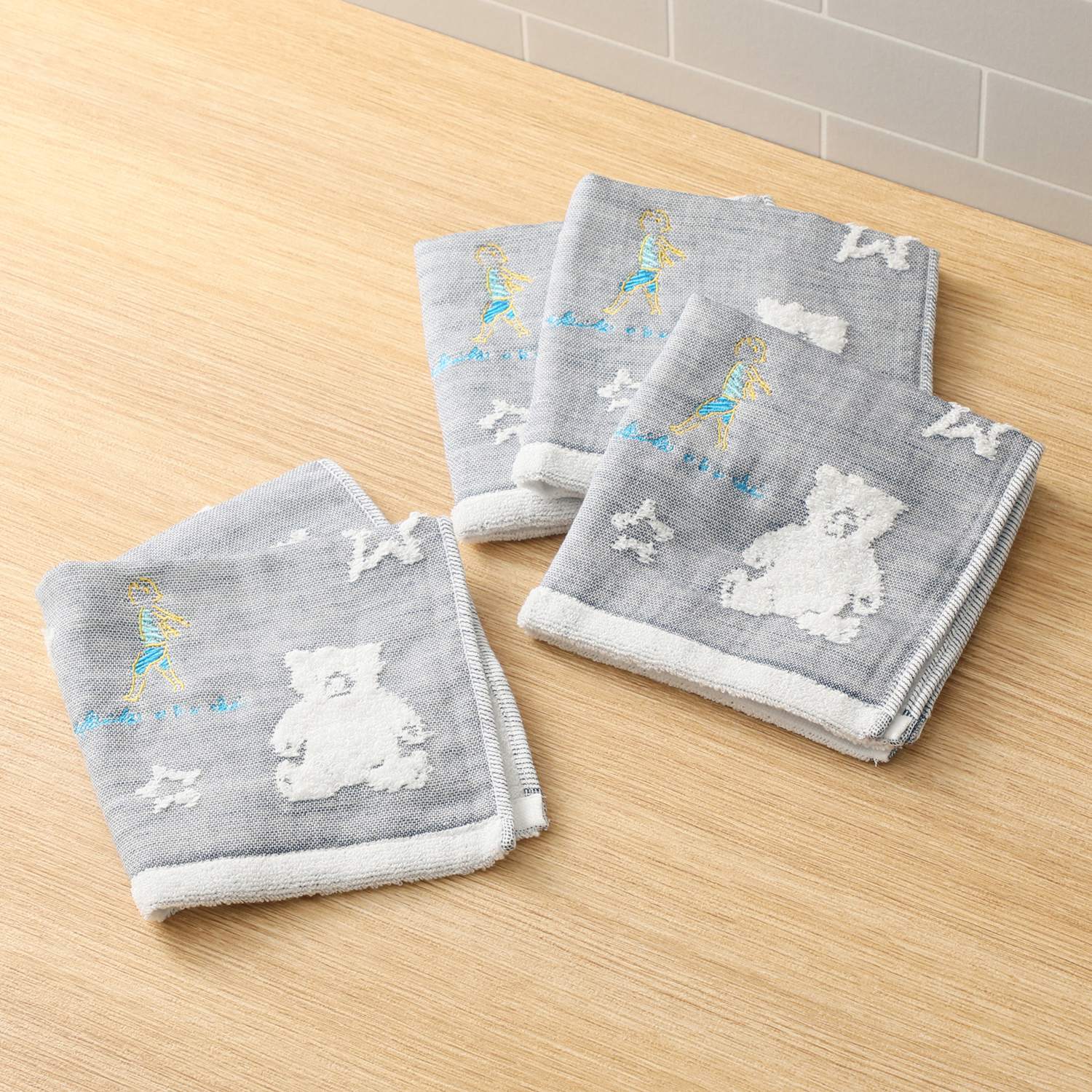 ワンダフルワールド ｂｙ　アキコオブチ ガーゼとパイルの やさしい肌ごこち ウォッシュタオル 同色４枚組