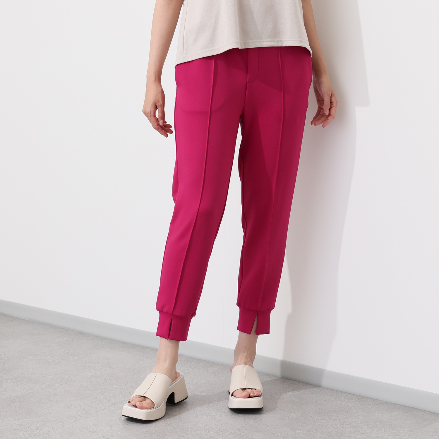 アンリック　オー　ブルー アクアスーティング ストレッチジャージー センターピンタック ジョガーパンツ