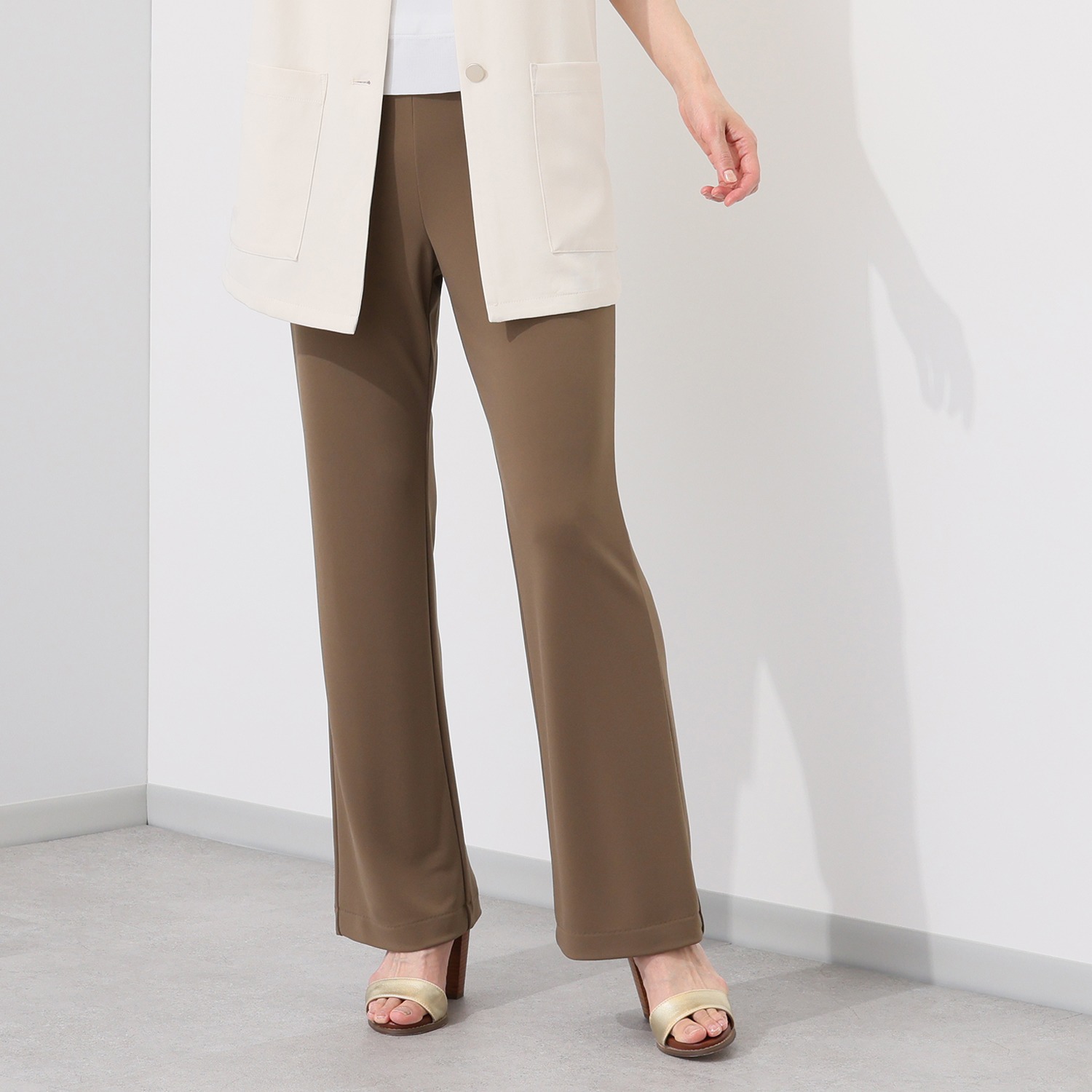 股下72cm＞上質ごこち UVカット・接触冷感 セミフレアーパンツ