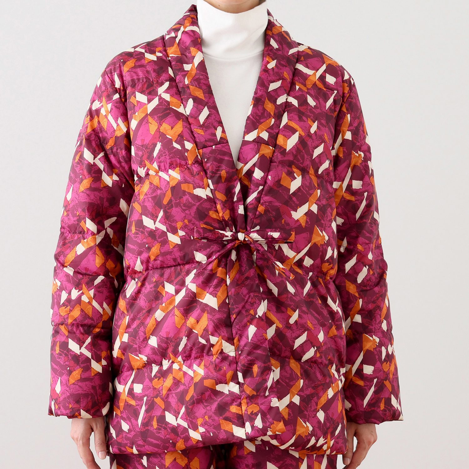 モリリン 軽くてあったか ホワイトダックダウン 羽毛ハンテン