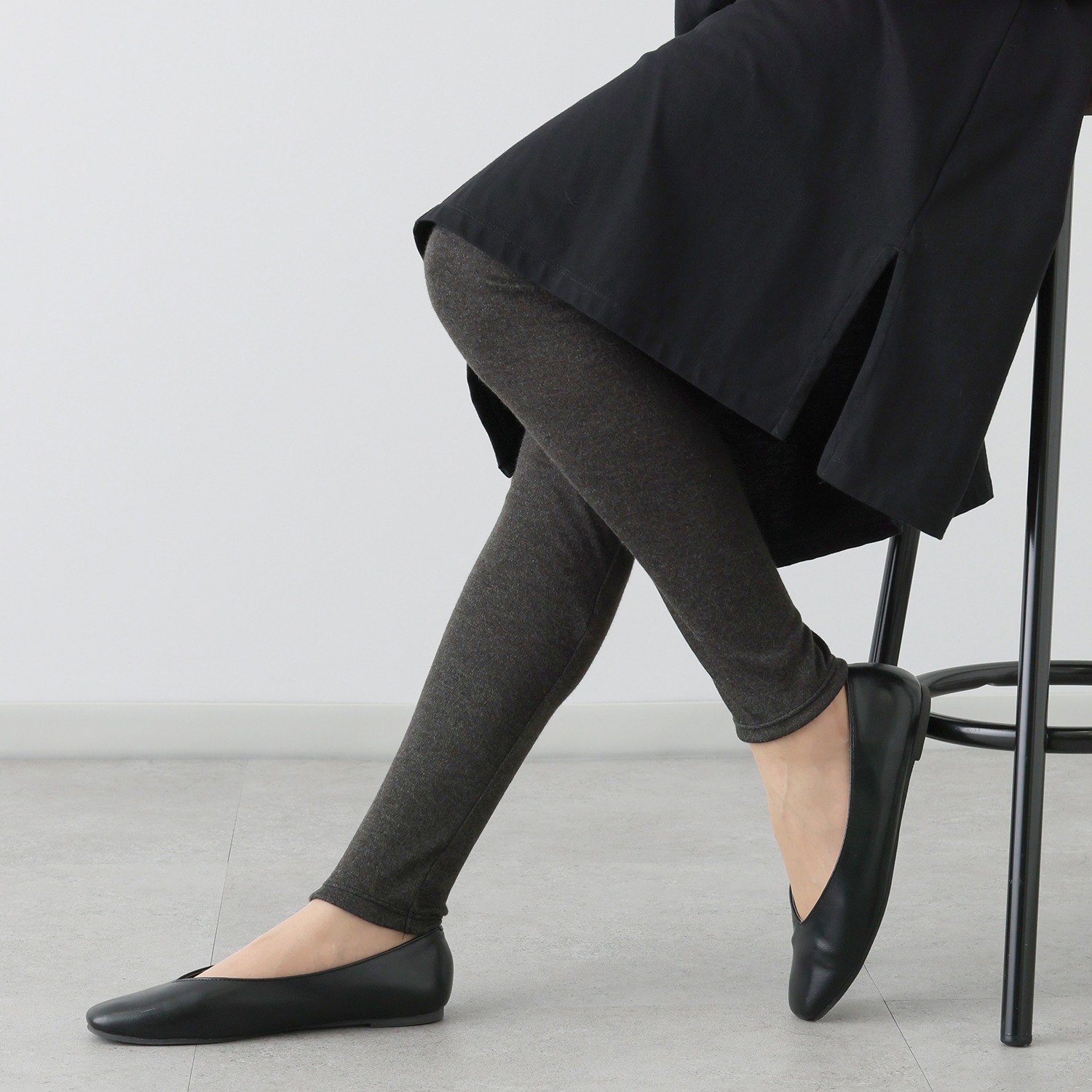 ココンライフ　ドゥ 吸湿発熱・吸放湿 子猫のタッチ シルク混 長め丈レギンス