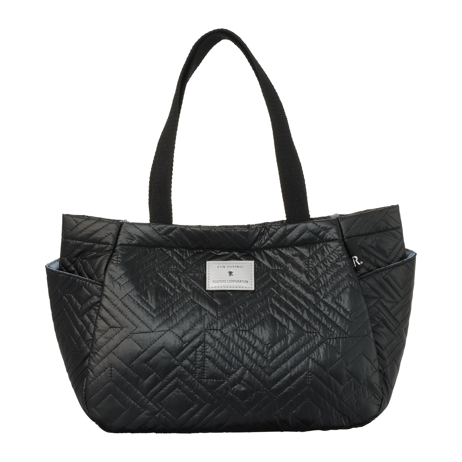 ルートート バッグインバッグ機能で 中身の整理整頓が可能！ 大人キルティング デリトートバッグ