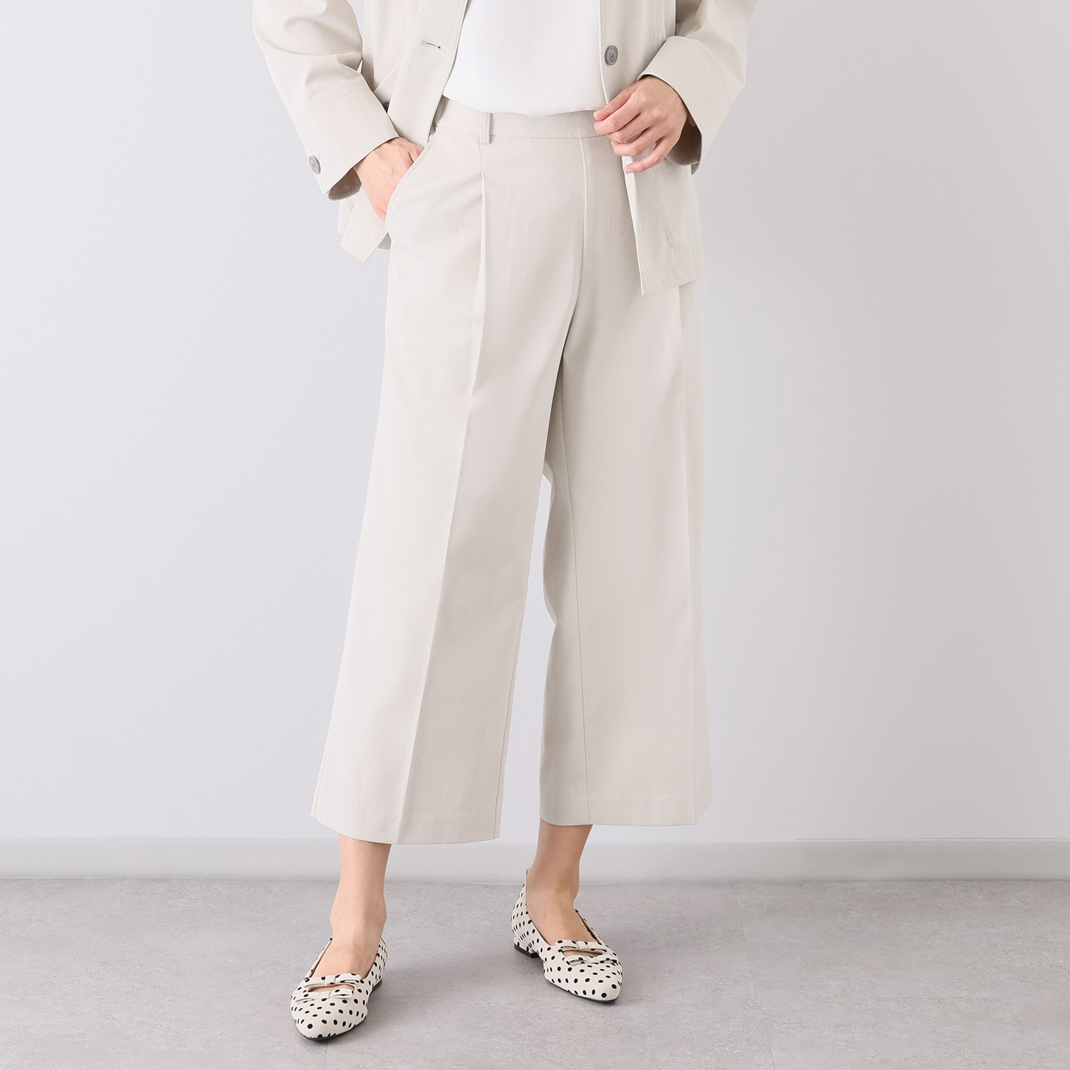 ブルネロクチネリ パンツ チノパン ストレッチ オフホワイト 白 46 M〜L程 Brunello Cucinelli ブルネロクチネリ チノパン 46 ブルネロクチネリ